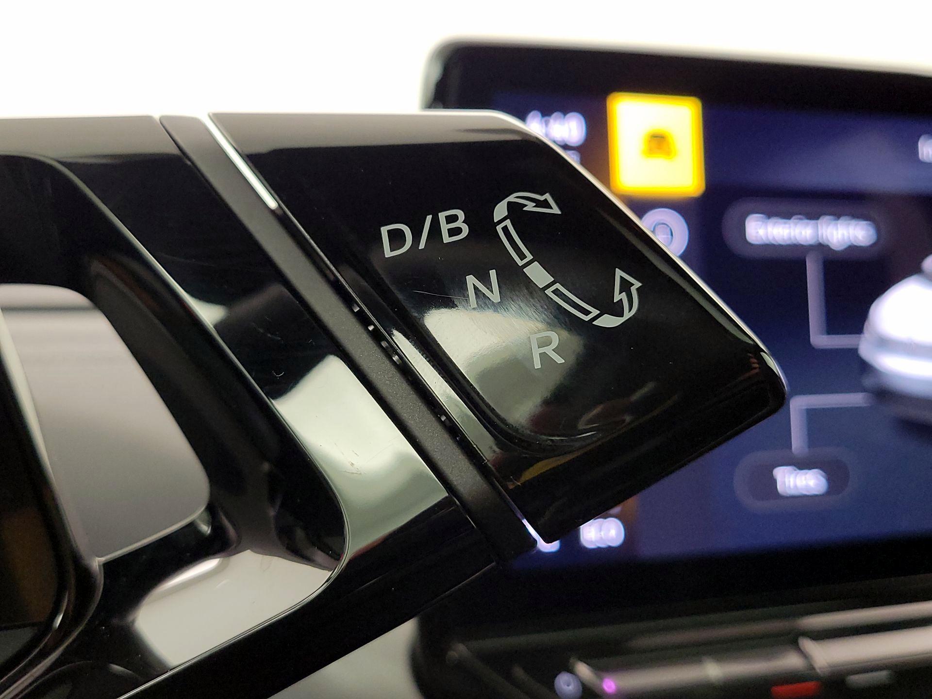 Thumbnail: 2023 Volkswagen ID.4 - 18