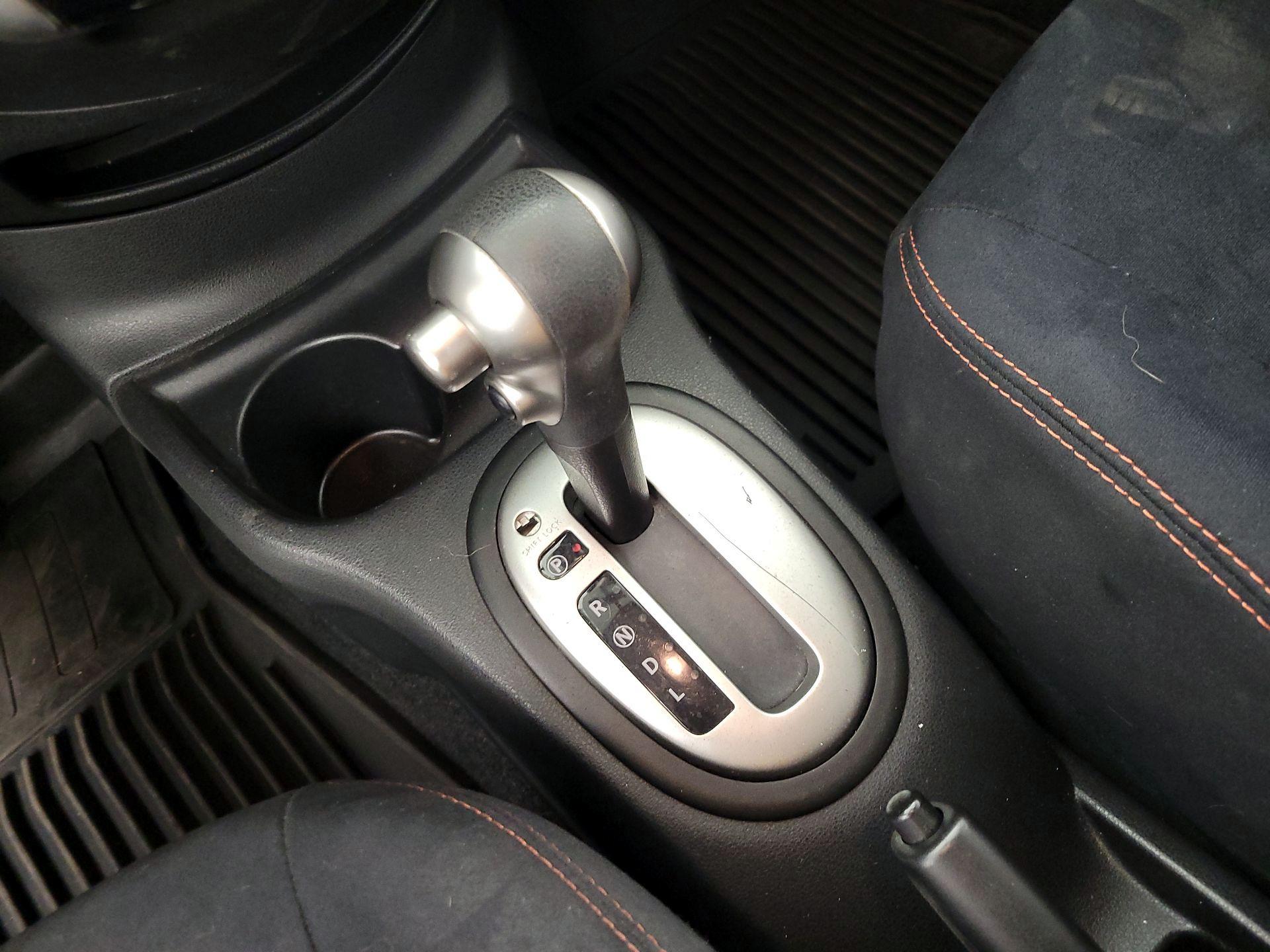 Thumbnail: 2015 Nissan Versa Note - 18