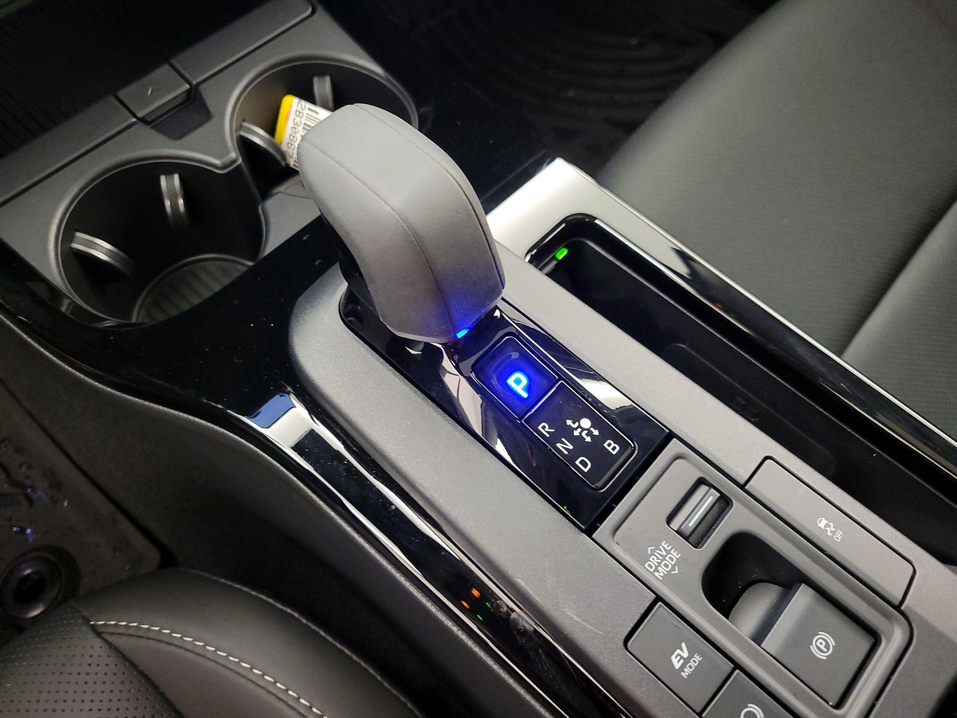 Thumbnail: 2025 Toyota Prius - 17