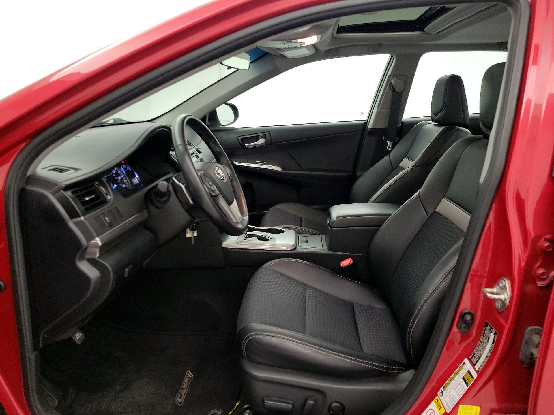 Thumbnail: 2014 Toyota Camry - 11