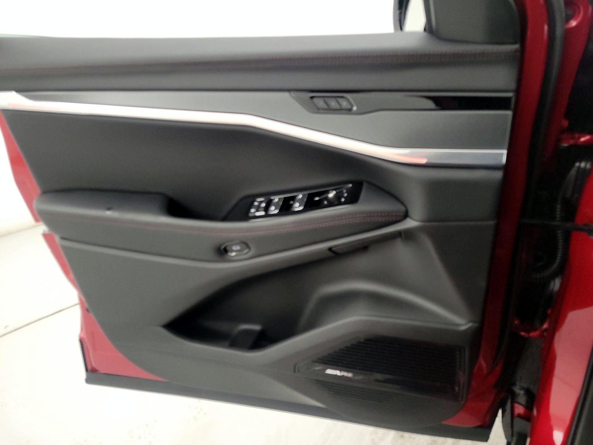 Thumbnail: 2025 Jeep Wagoneer S - 12