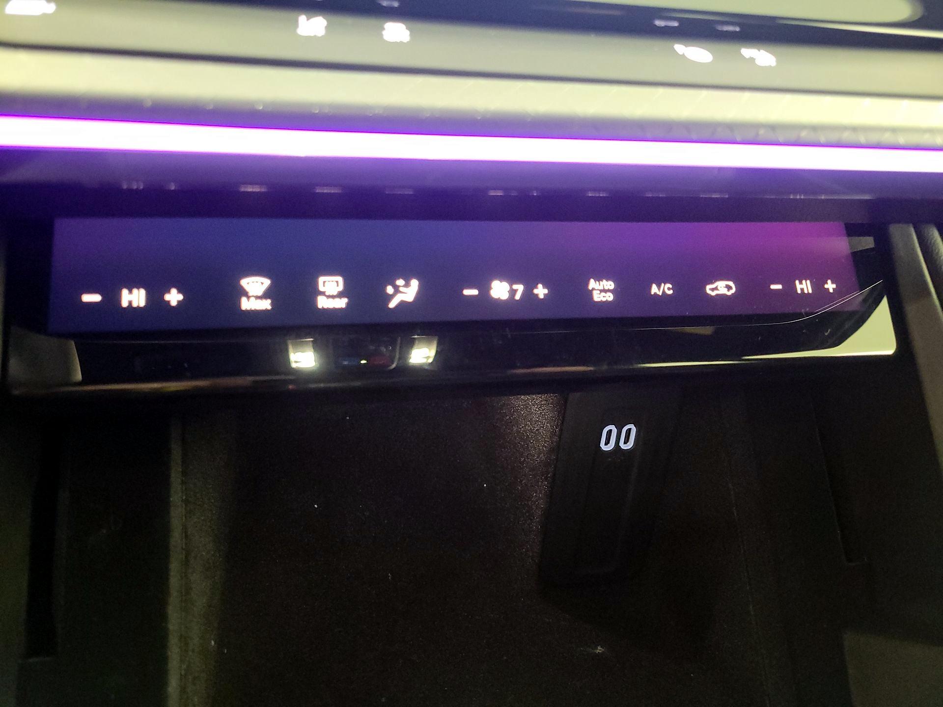 Thumbnail: 2025 Jeep Wagoneer S - 16