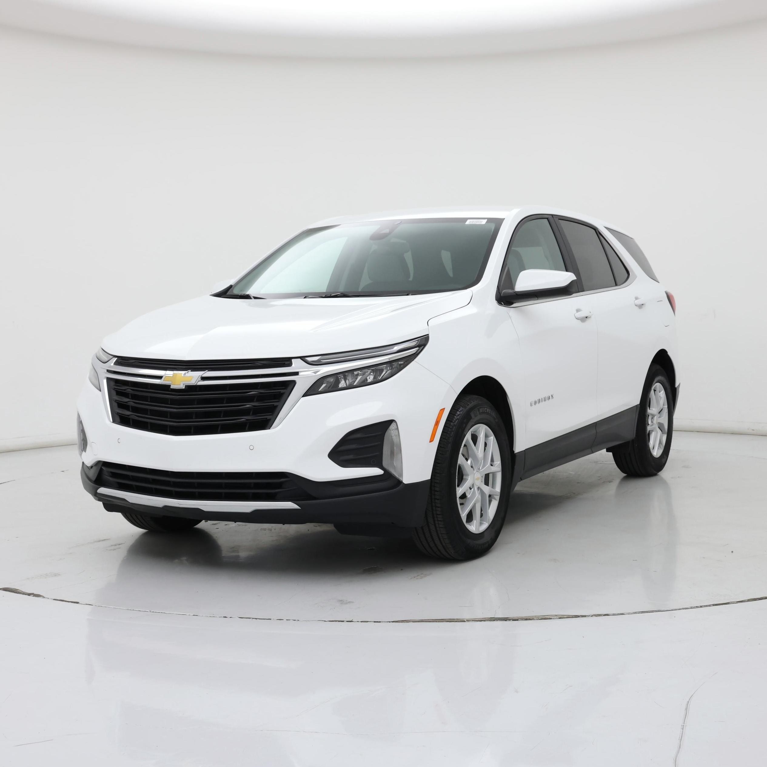 Thumbnail: 2023 Chevrolet Equinox - 4