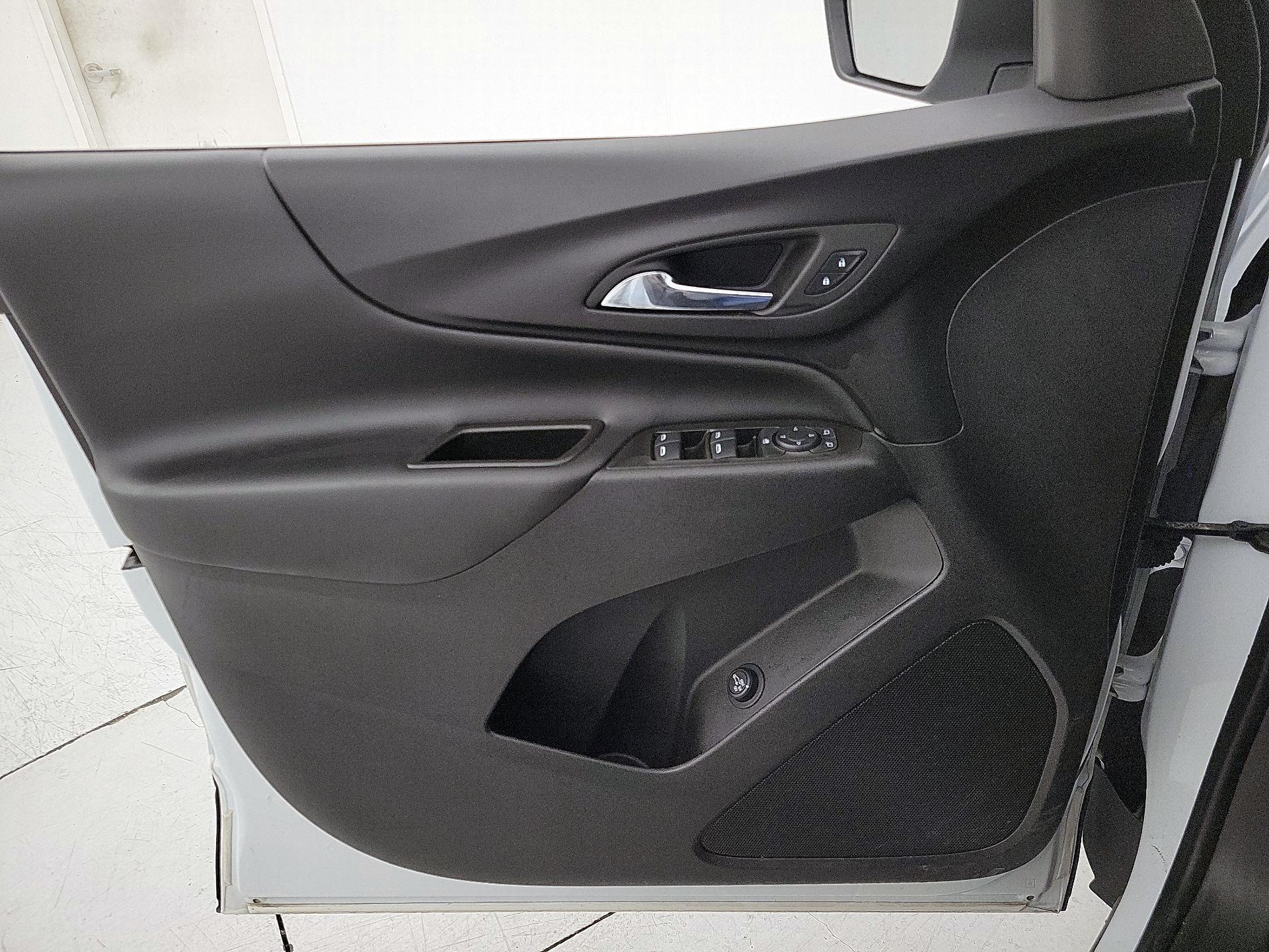 Thumbnail: 2024 Chevrolet Equinox - 12