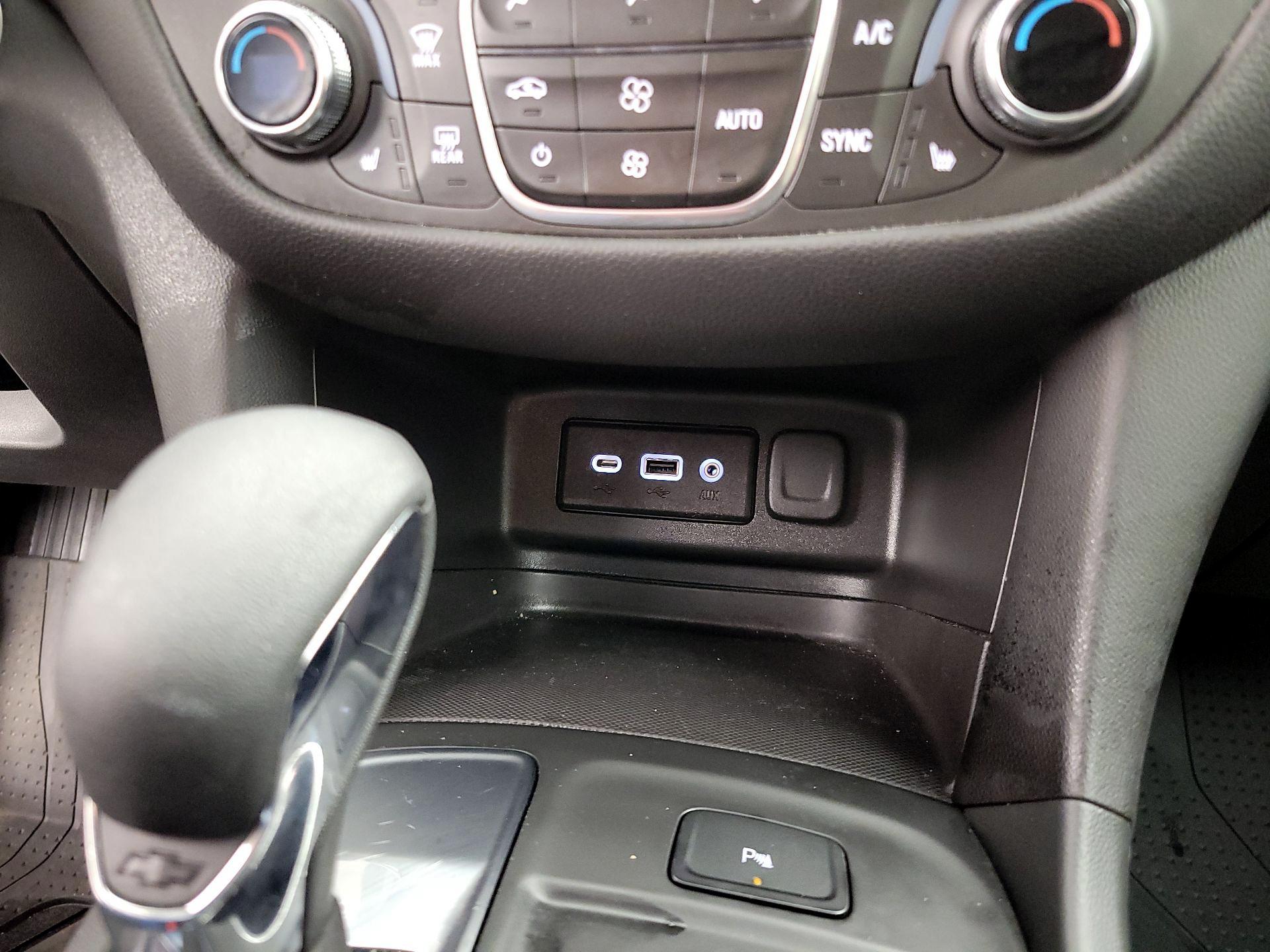 Thumbnail: 2024 Chevrolet Equinox - 18