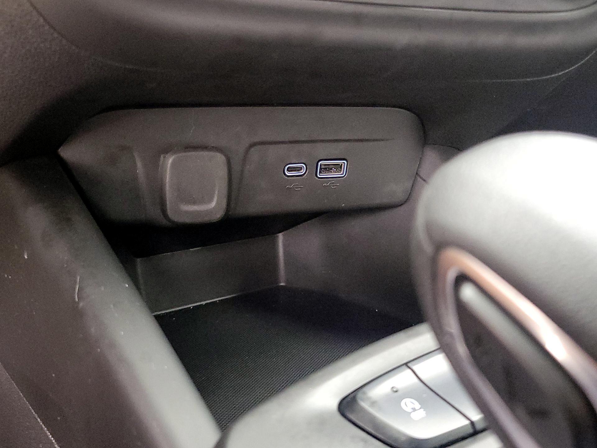 Thumbnail: 2024 Chevrolet Trax - 18