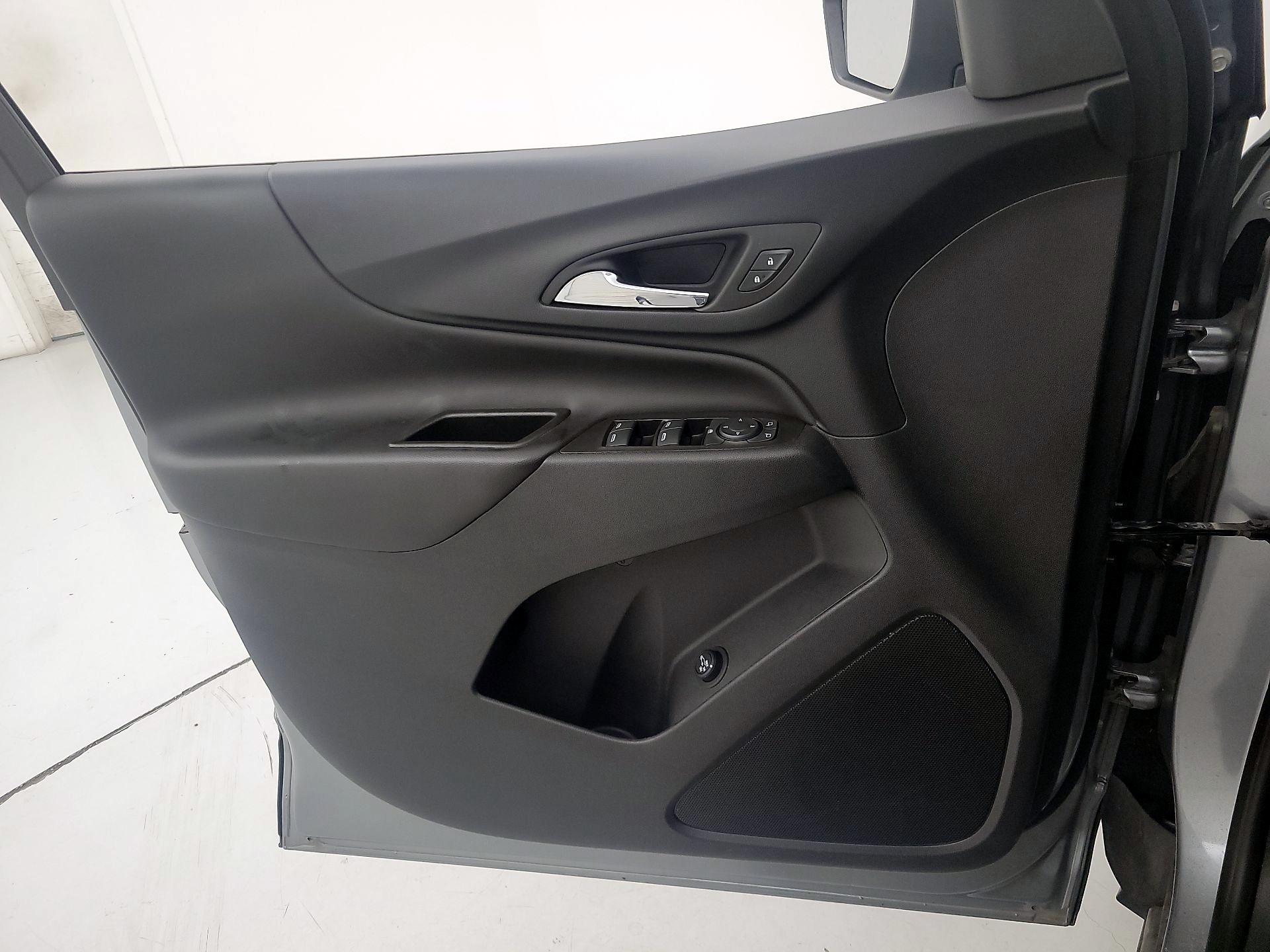 Thumbnail: 2023 Chevrolet Equinox - 12