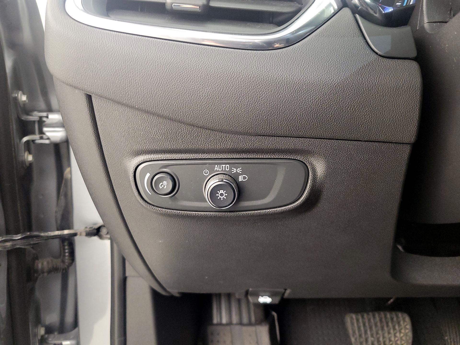 Thumbnail: 2023 Chevrolet Equinox - 13