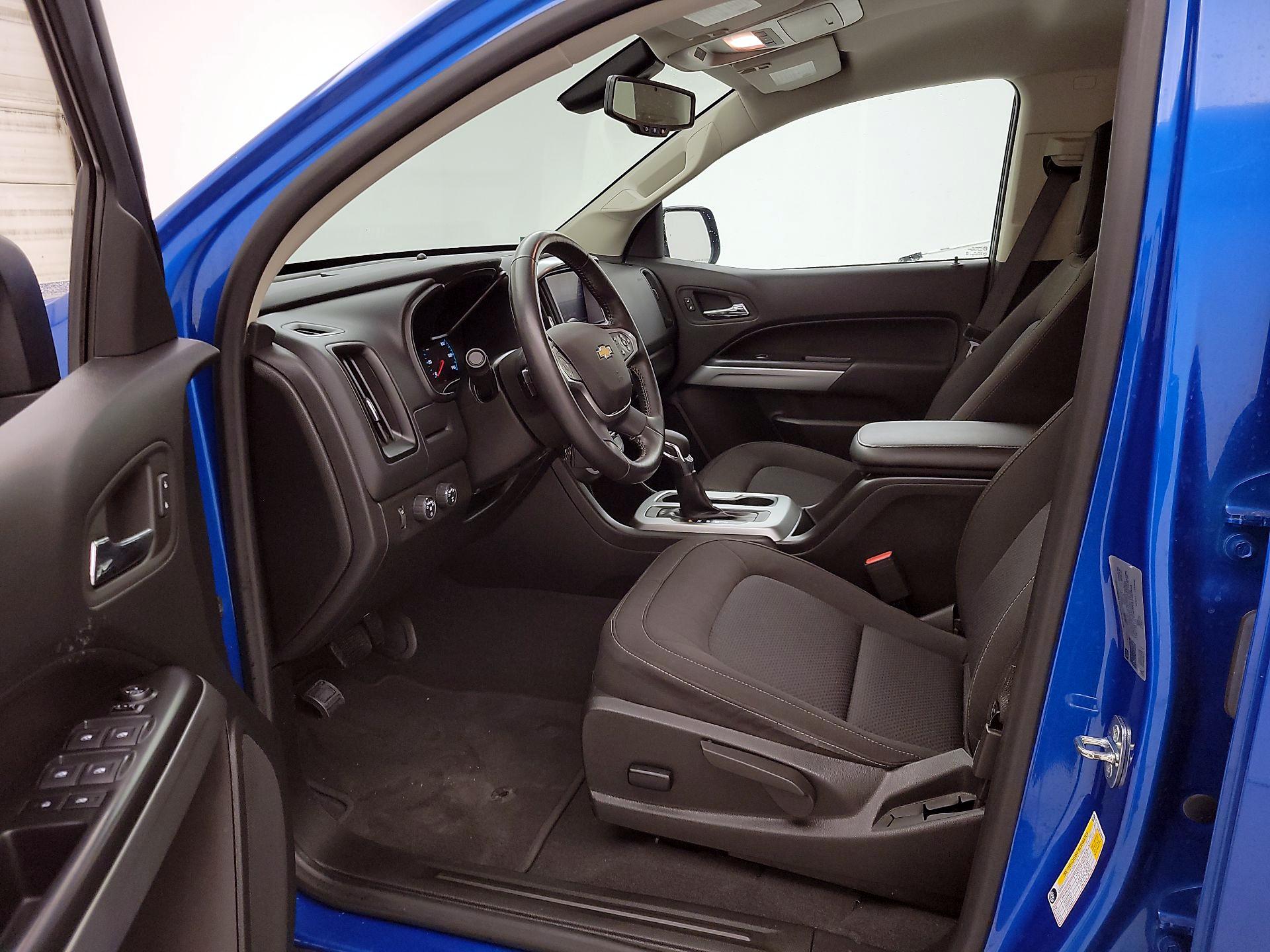 Thumbnail: 2022 Chevrolet Colorado - 11