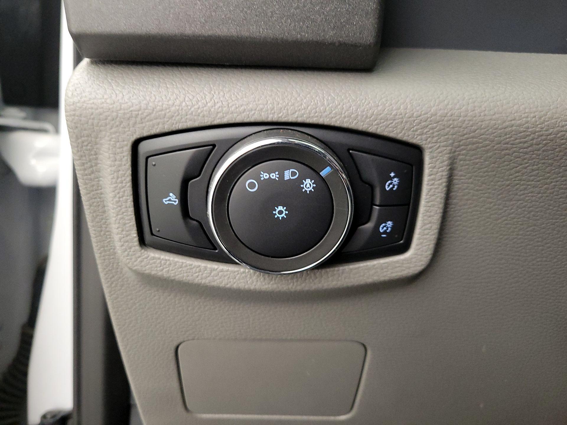 Thumbnail: 2022 Ford F-350 - 13