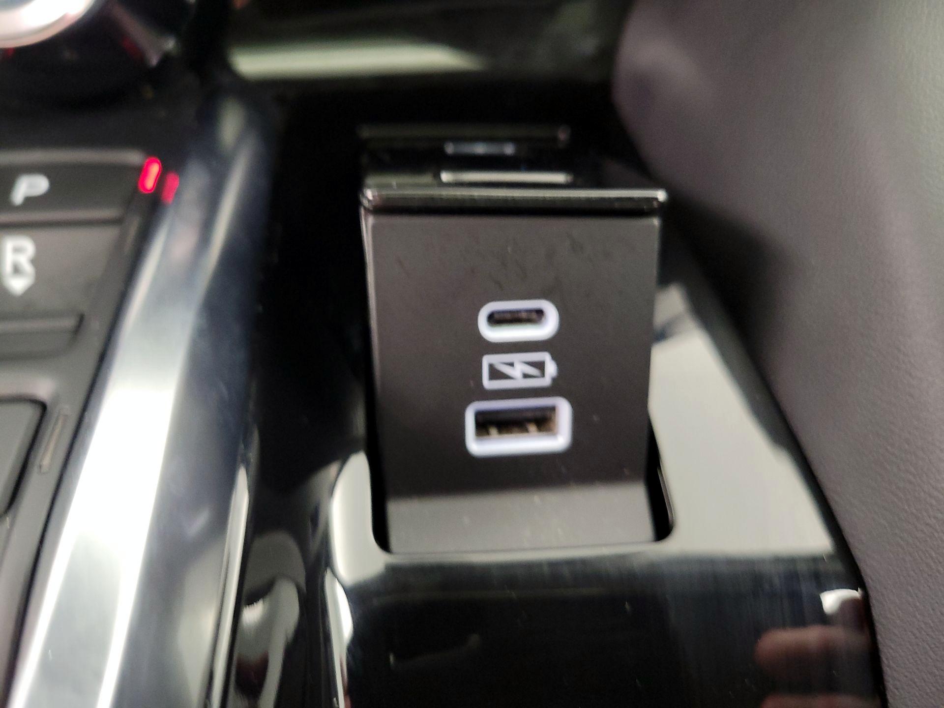 Thumbnail: 2024 Acura MDX - 19