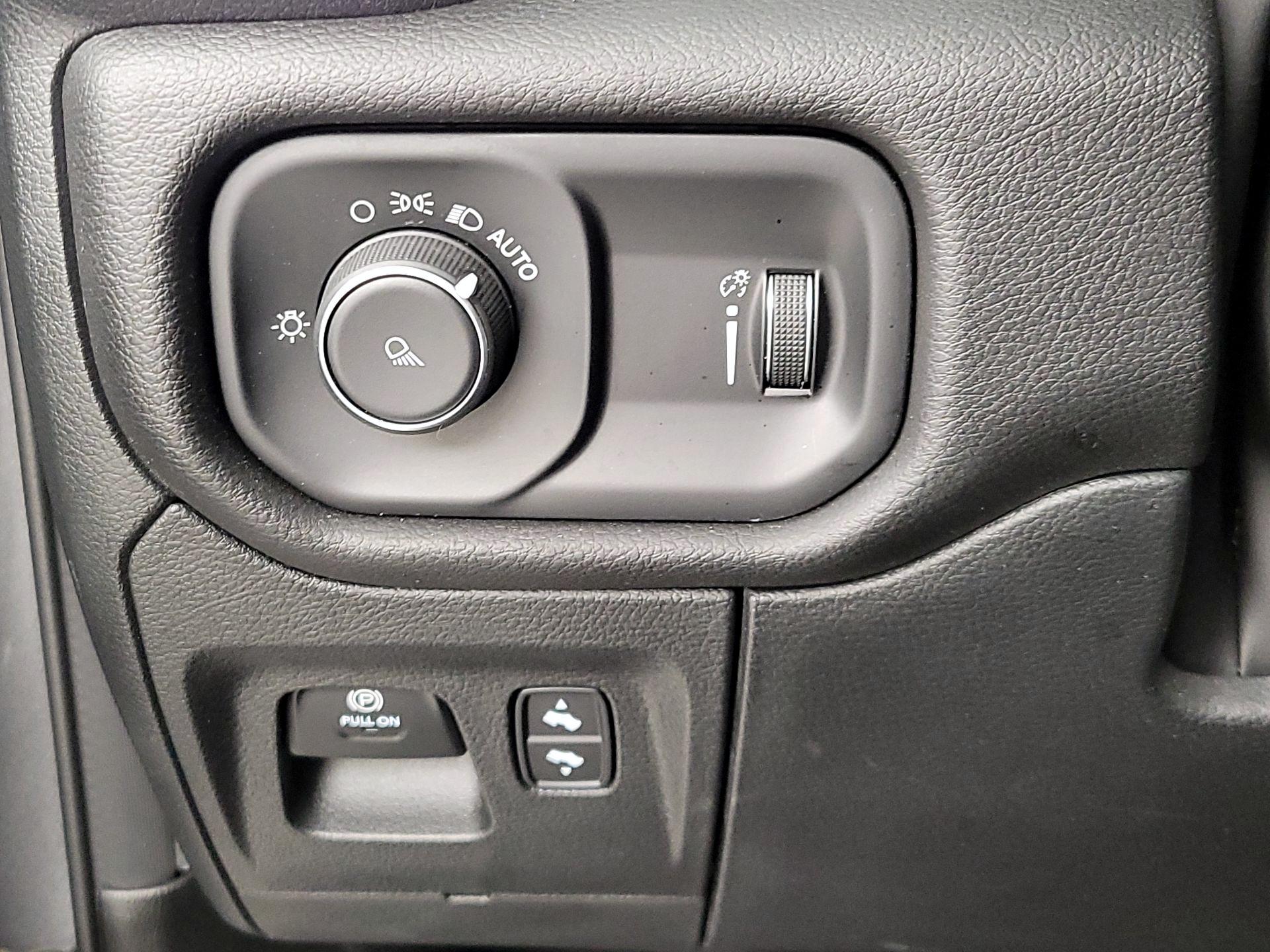 Thumbnail: 2023 RAM 1500 - 13