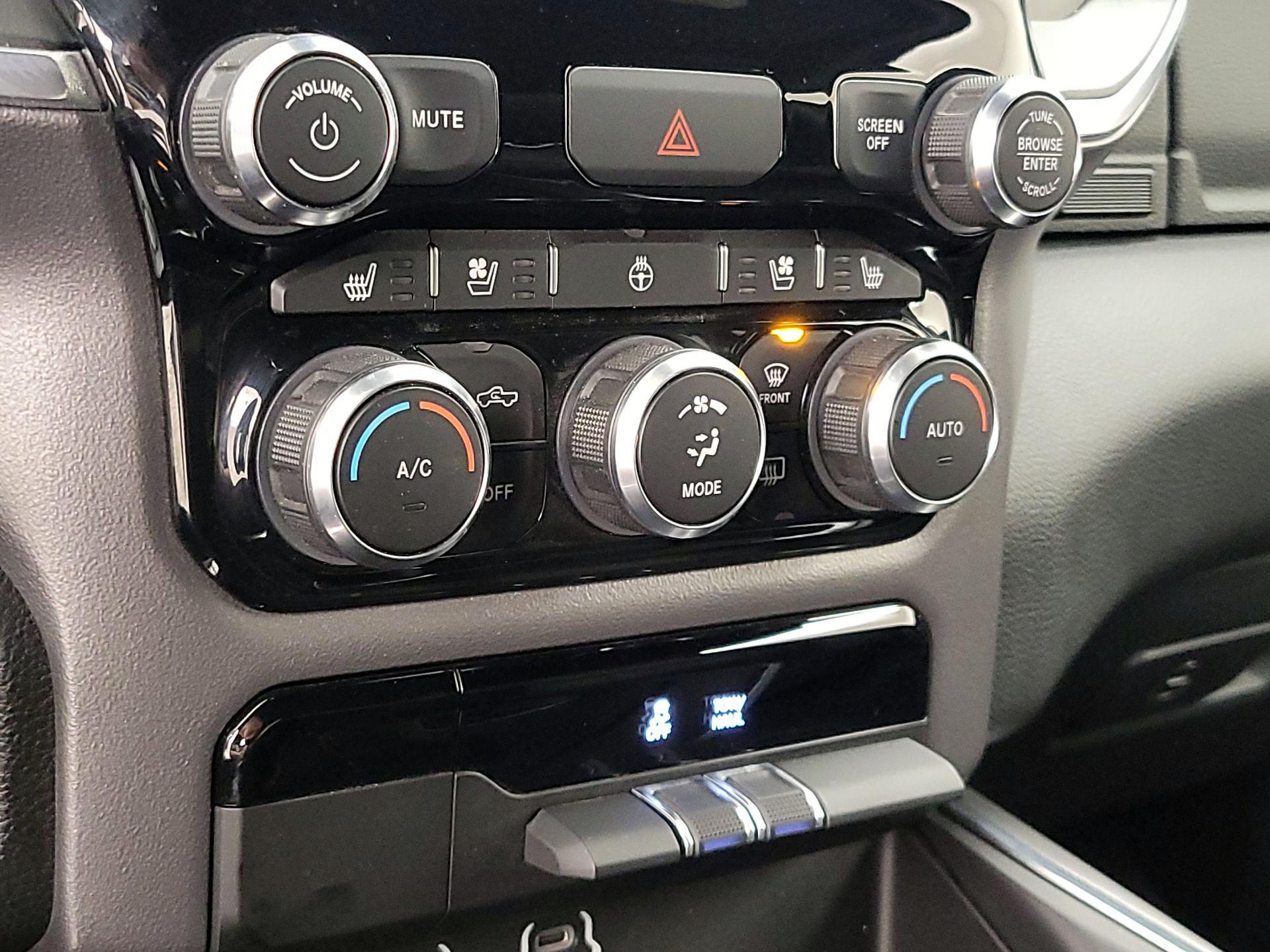 Thumbnail: 2023 RAM 1500 - 17