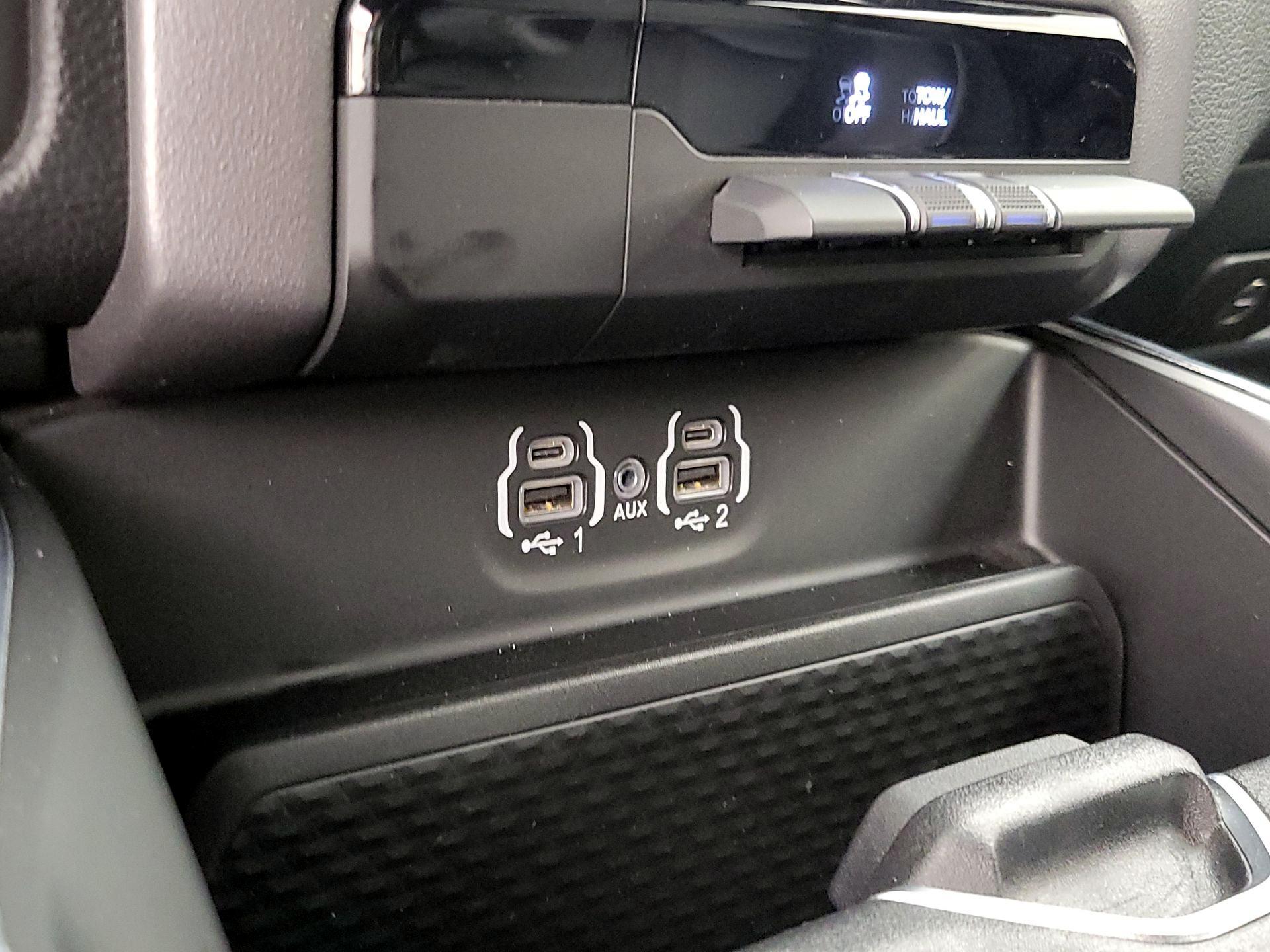 Thumbnail: 2023 RAM 1500 - 19