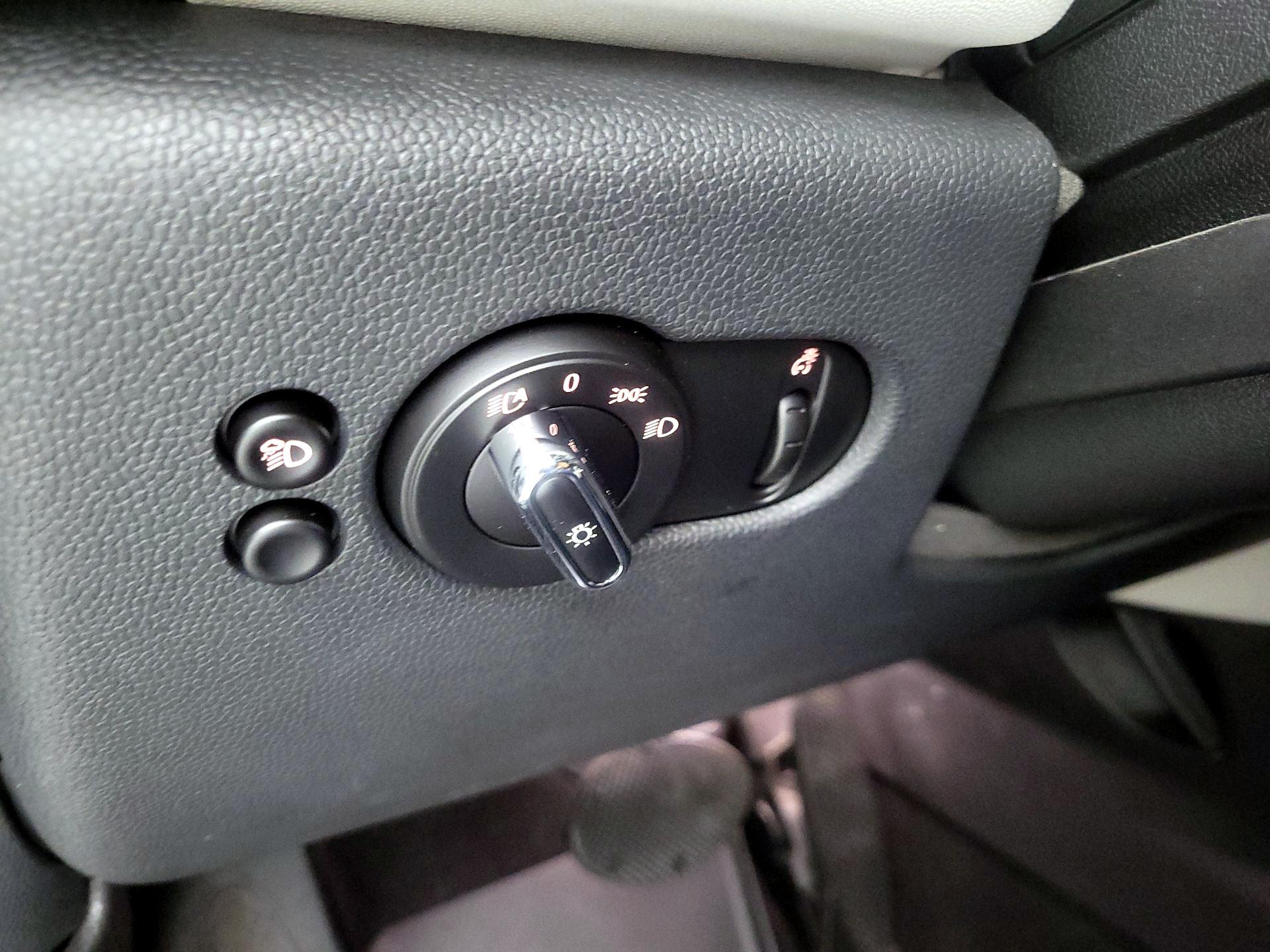 Thumbnail: 2022 MINI Cooper Hardtop - 13