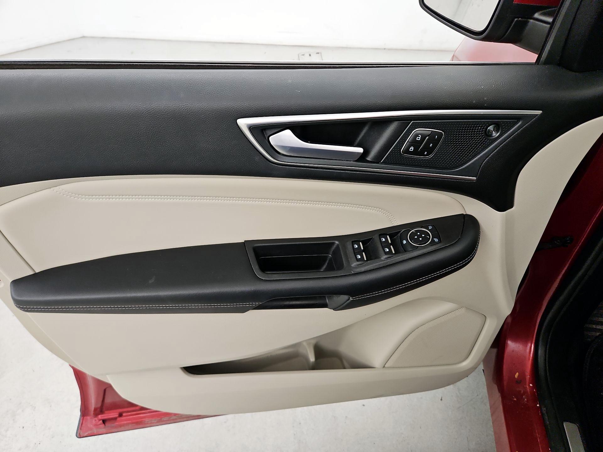 Thumbnail: 2024 Ford Edge - 12