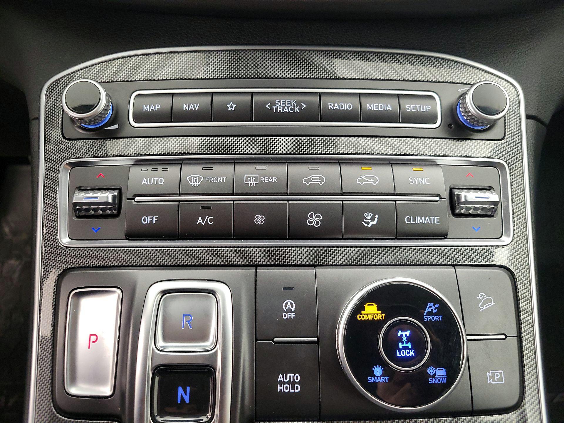 Thumbnail: 2023 Hyundai Santa Fe - 17