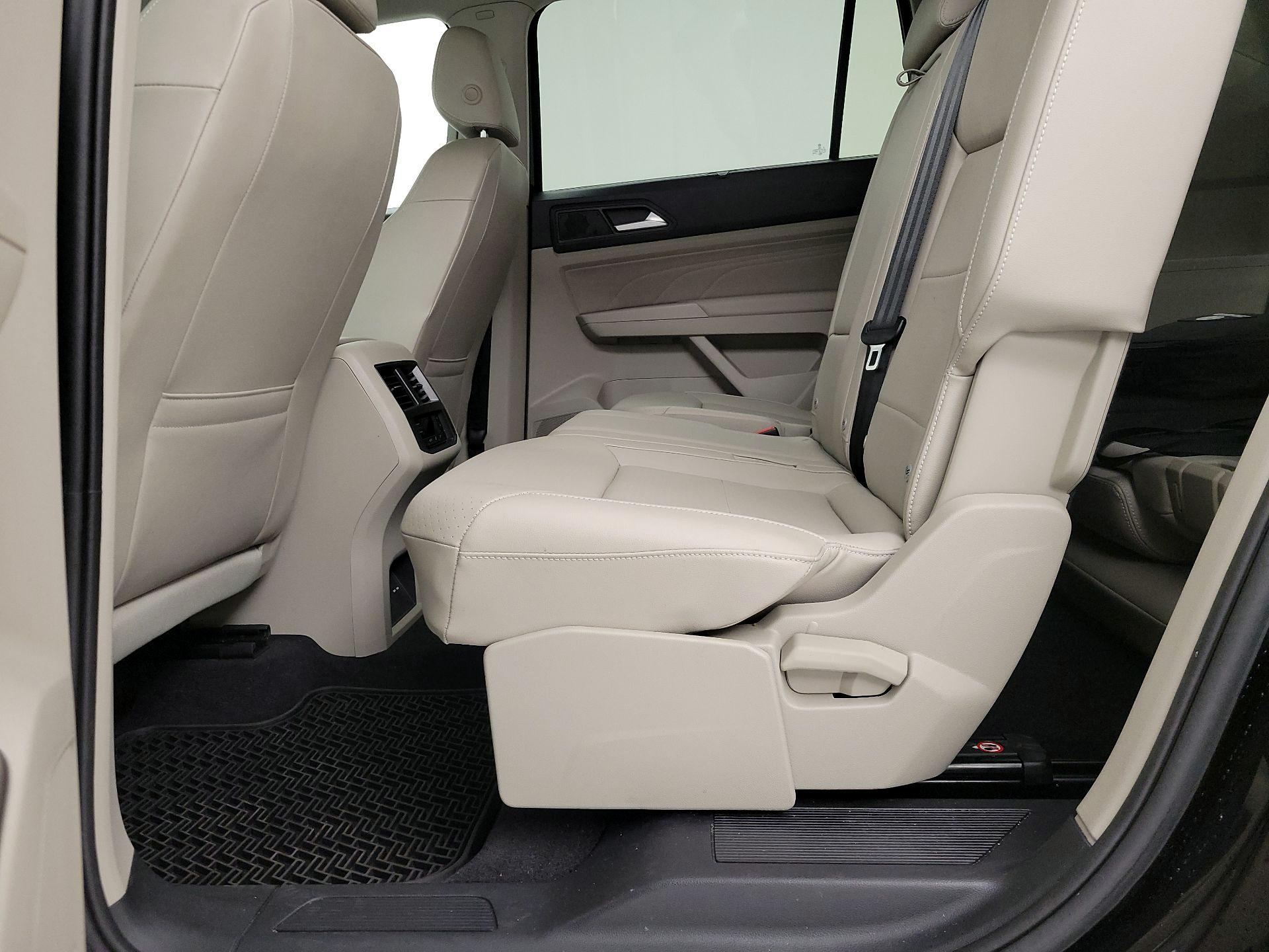 Thumbnail: 2022 Volkswagen Atlas - 20