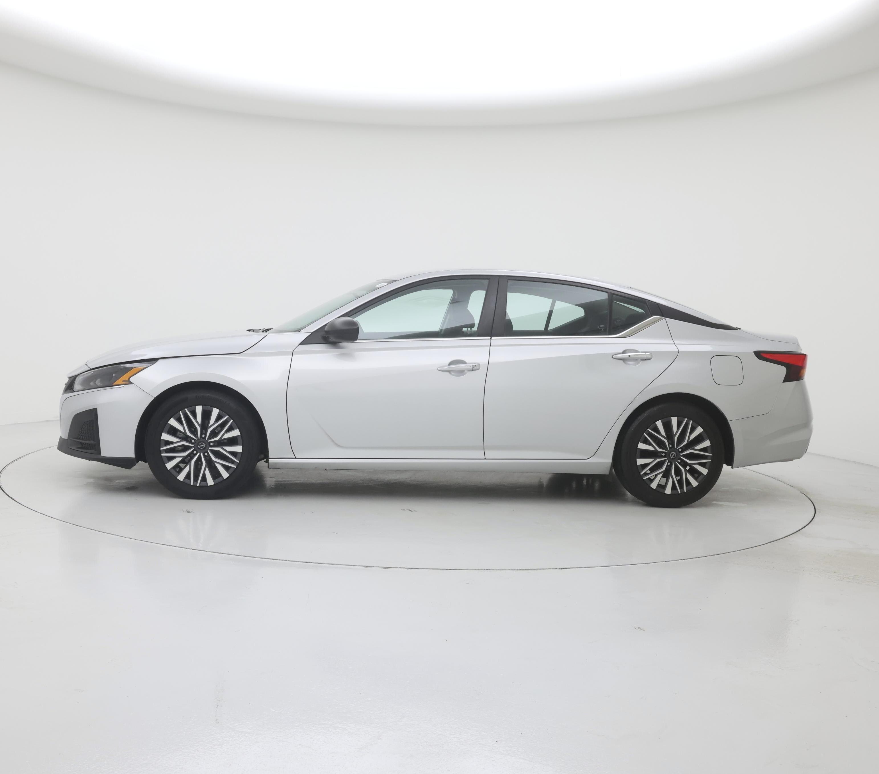 Thumbnail: 2024 Nissan Altima - 3