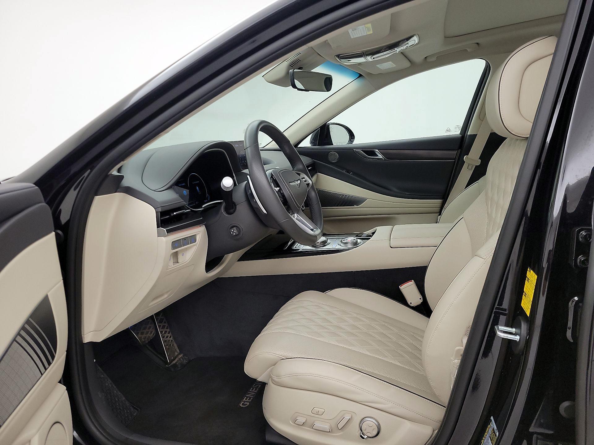 Thumbnail: 2023 Genesis G80 - 11