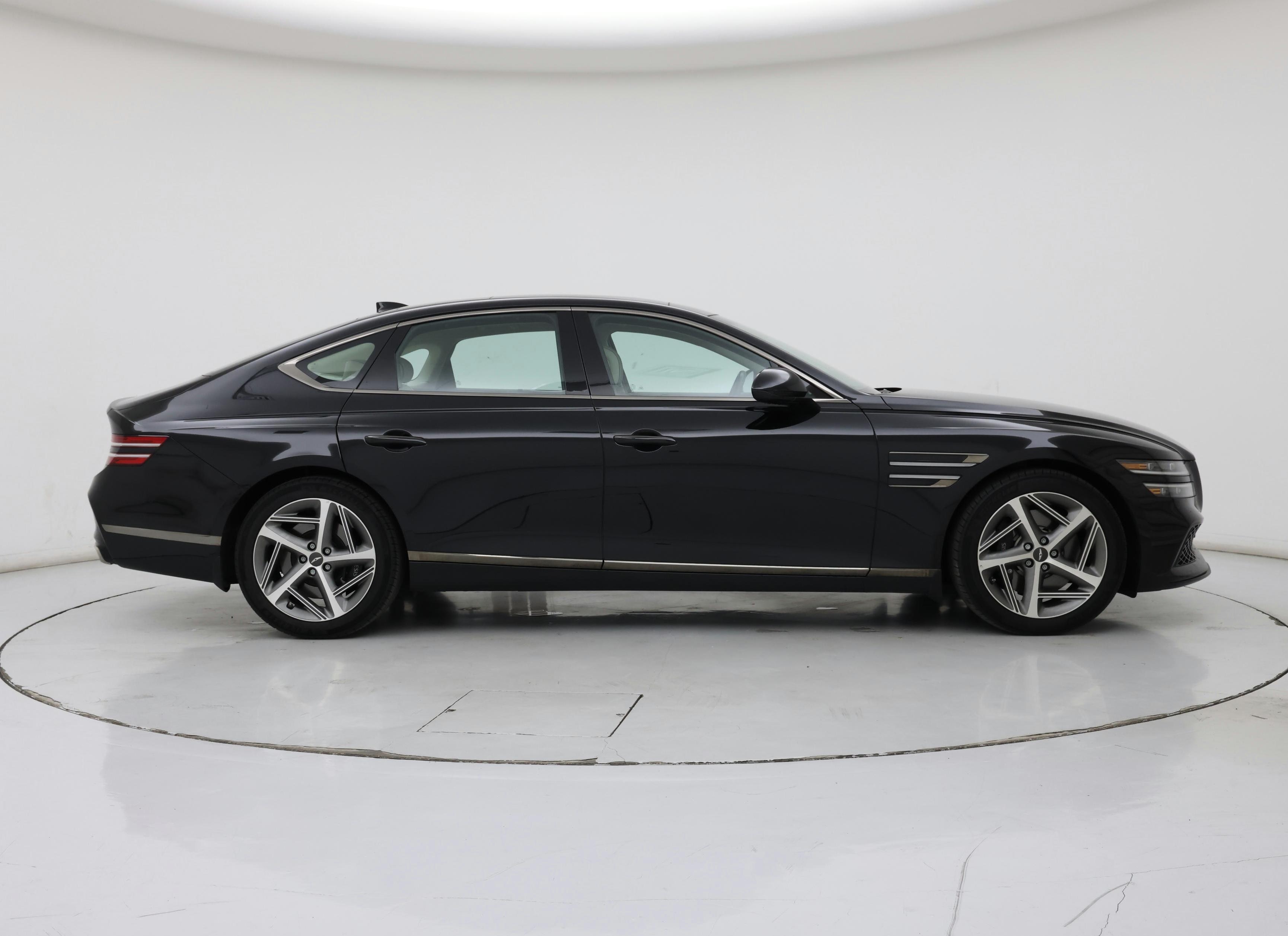 Thumbnail: 2023 Genesis G80 - 7