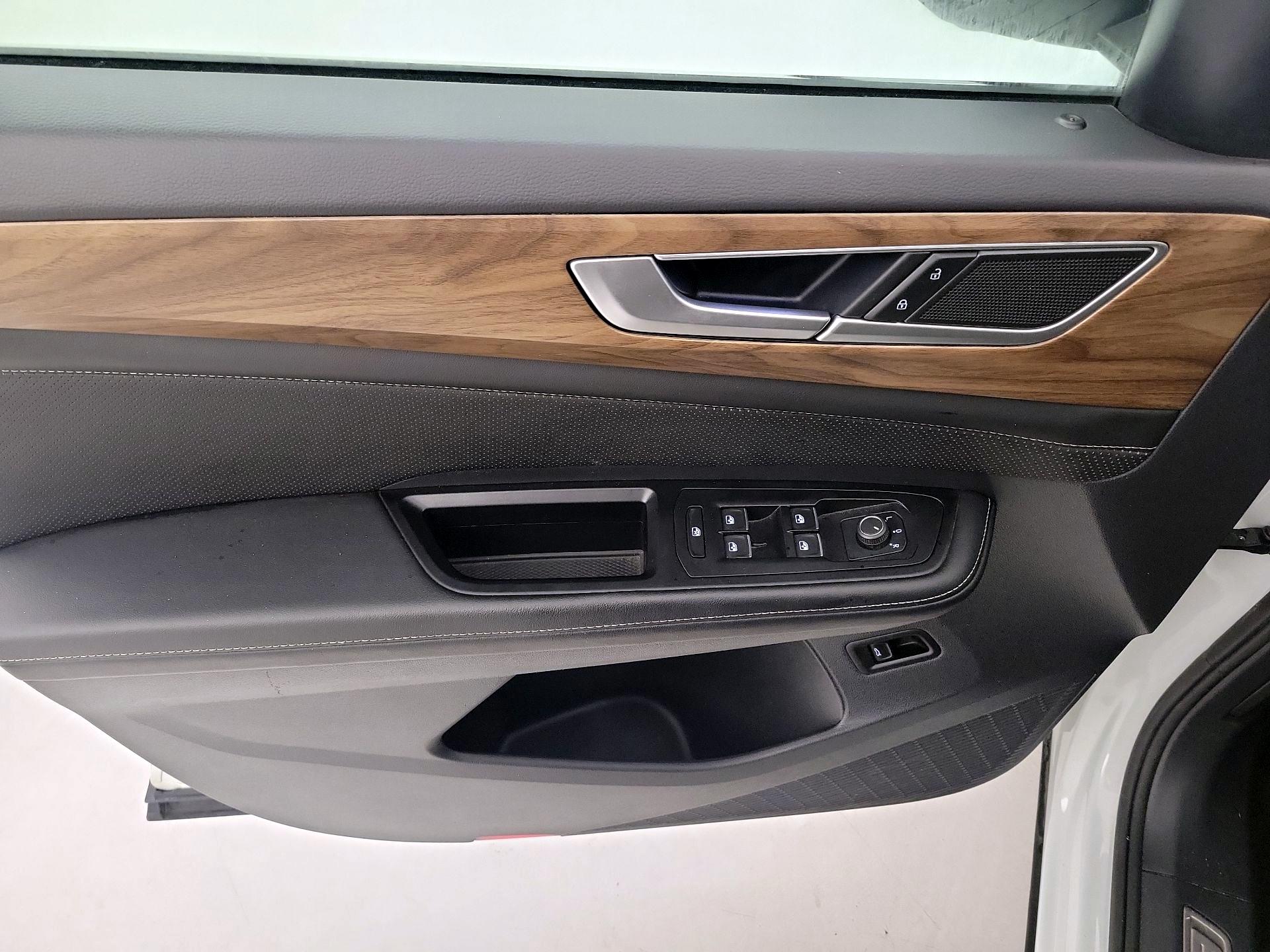 Thumbnail: 2024 Volkswagen Atlas - 12