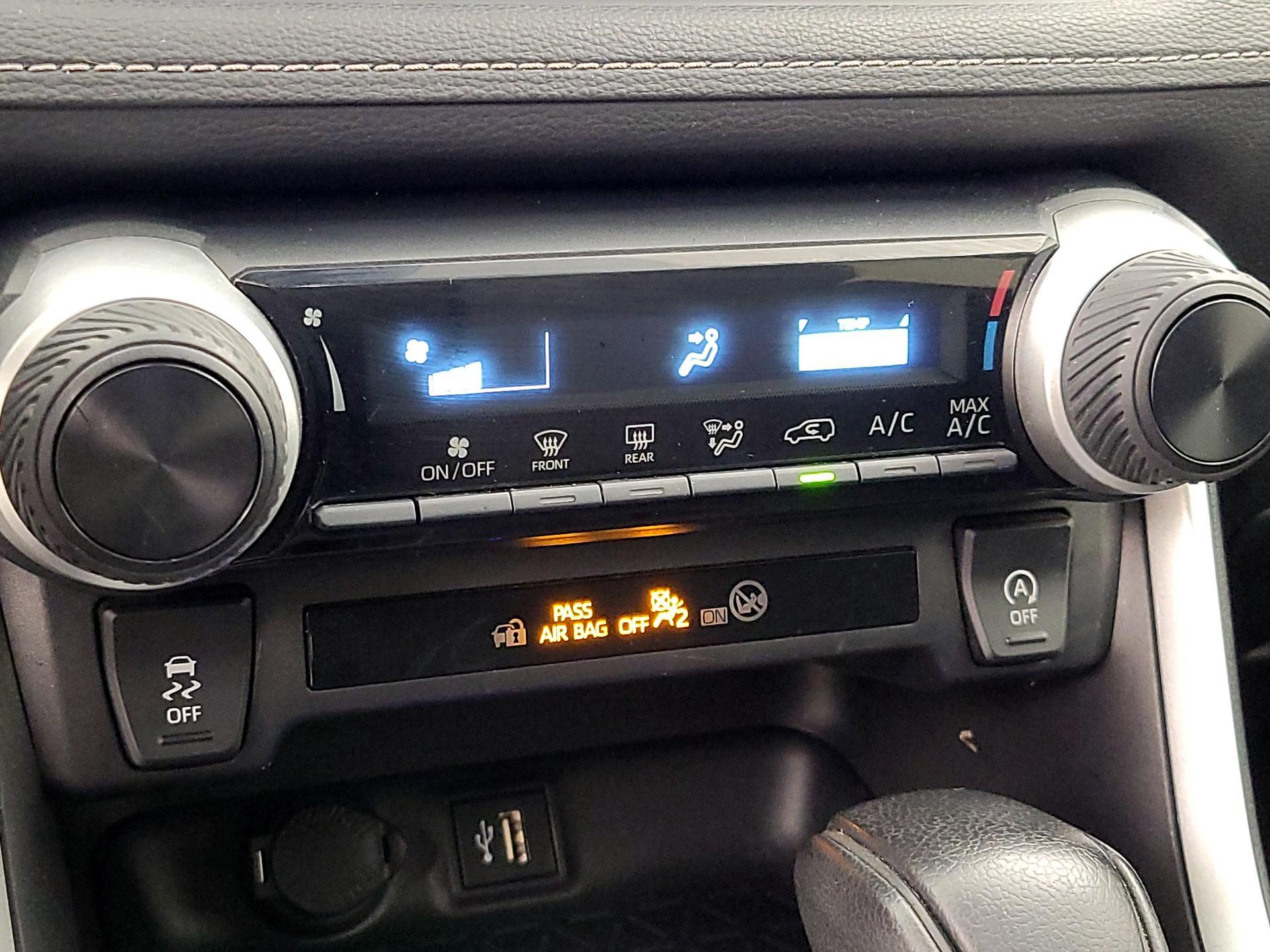 Thumbnail: 2024 Toyota RAV4 - 16