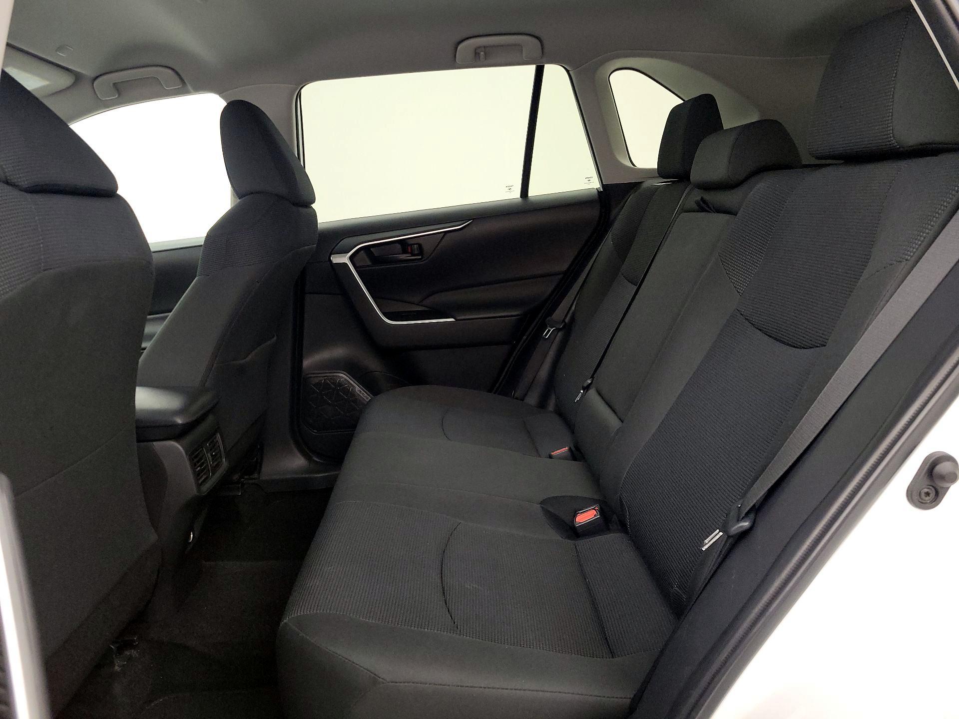 Thumbnail: 2024 Toyota RAV4 - 19