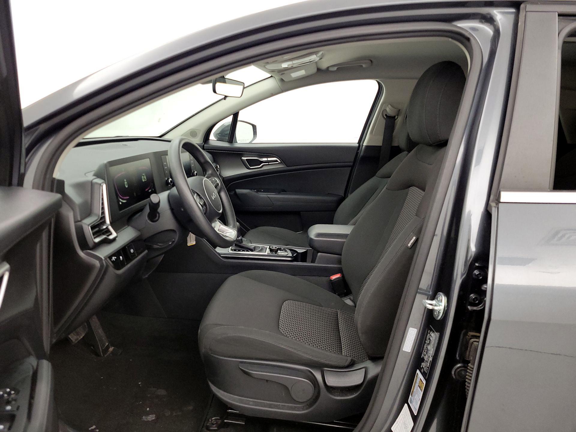 Thumbnail: 2024 Kia Sportage - 11