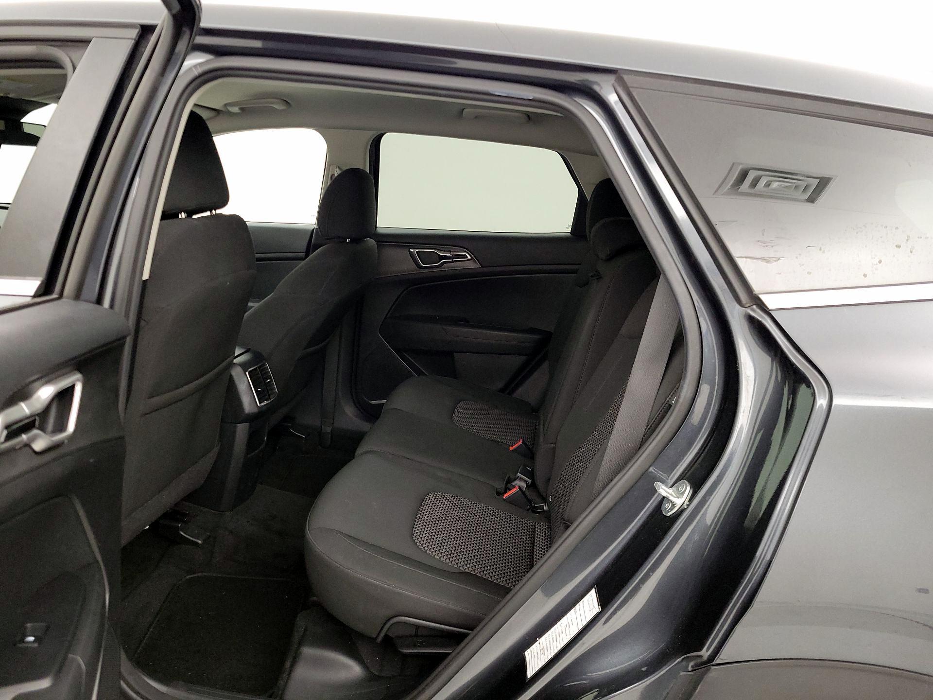 Thumbnail: 2024 Kia Sportage - 19