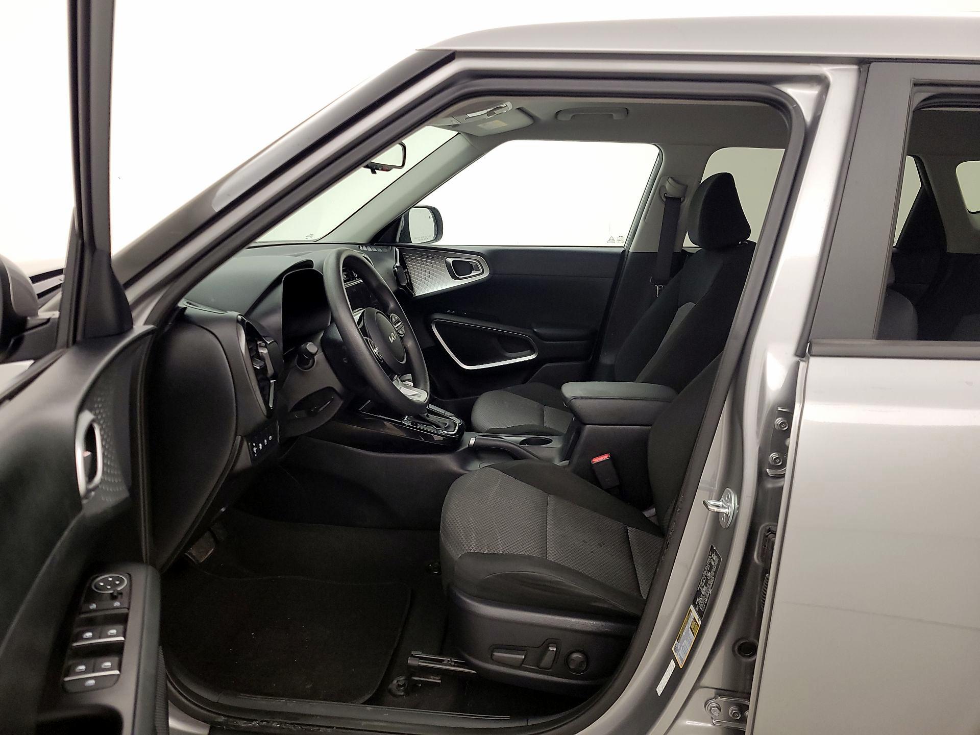 Thumbnail: 2023 Kia Soul - 11