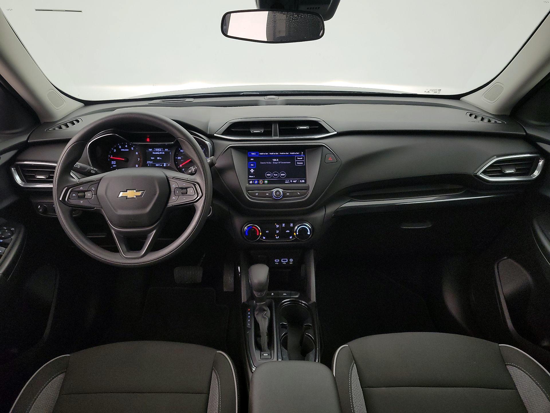 Thumbnail: 2023 Chevrolet TrailBlazer - 9