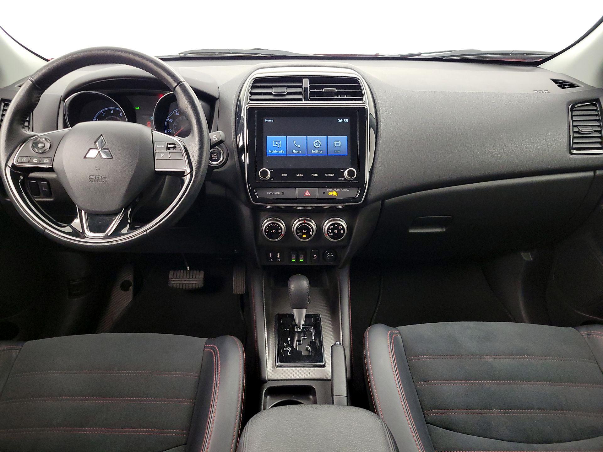 Thumbnail: 2024 Mitsubishi Outlander Sport - 9