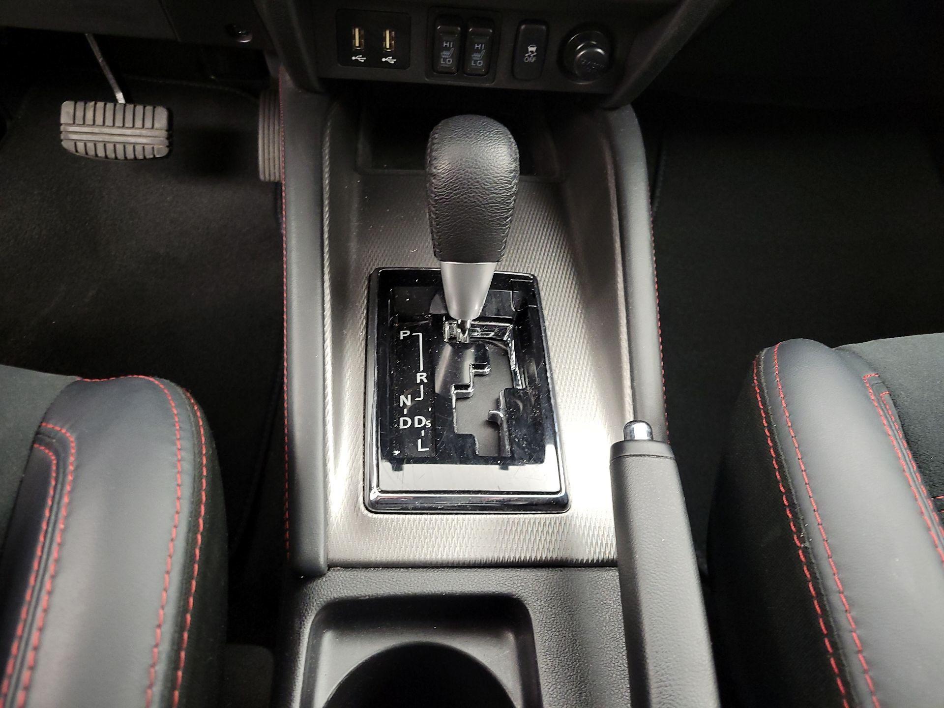 Thumbnail: 2024 Mitsubishi Outlander Sport - 17