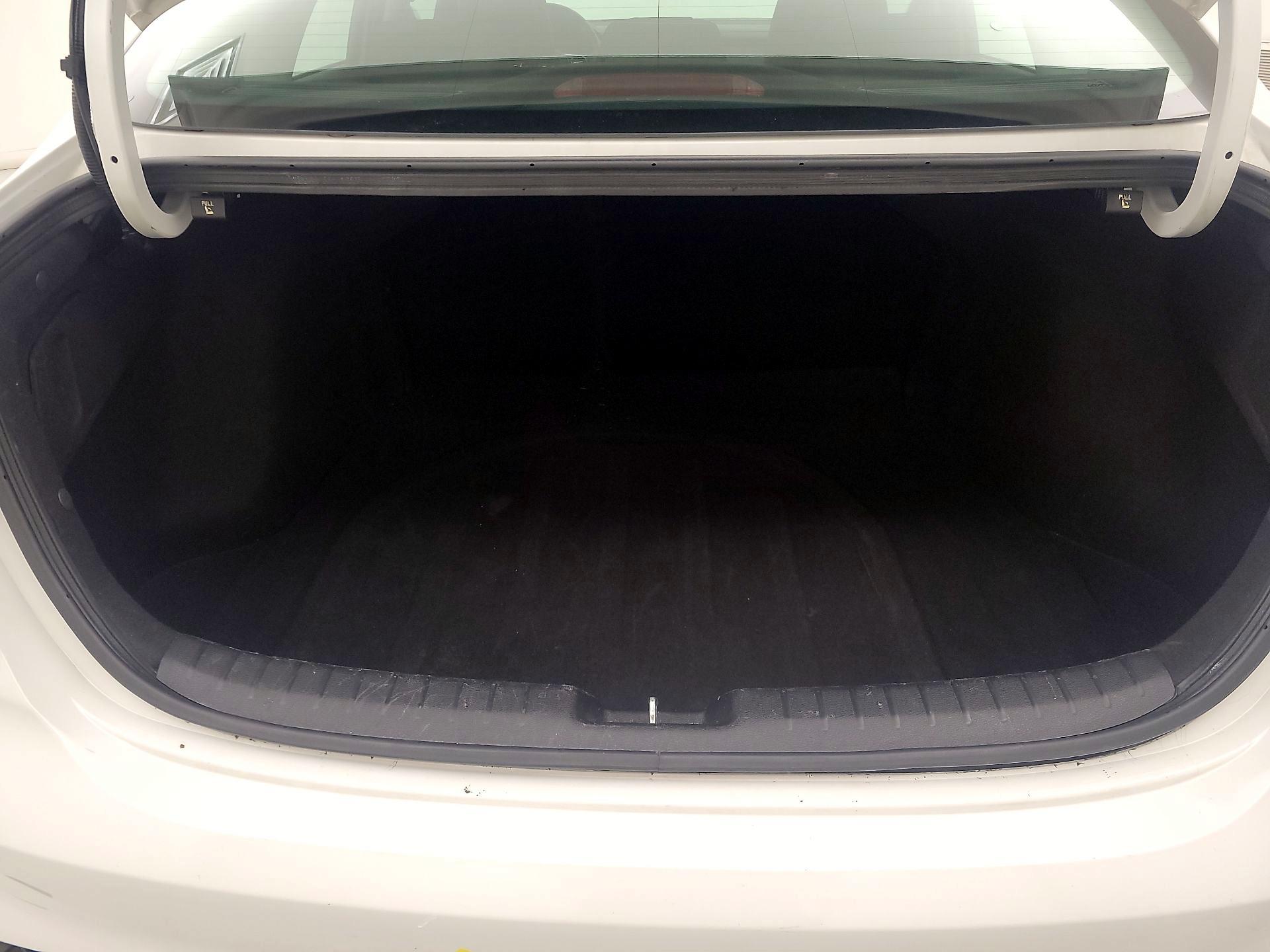 Thumbnail: 2024 Kia Forte - 20