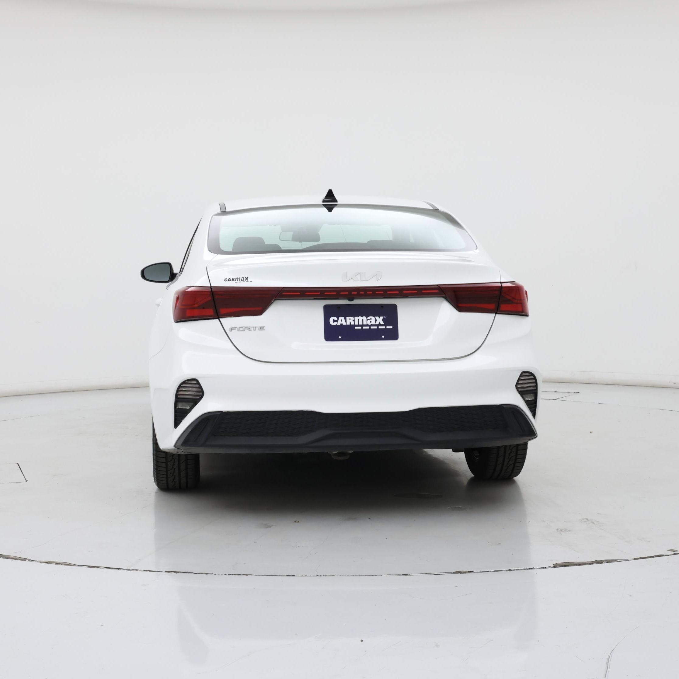 Thumbnail: 2024 Kia Forte - 6