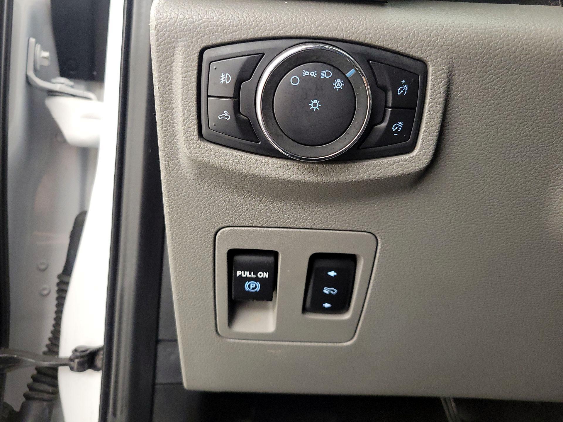 Thumbnail: 2020 Ford F-150 - 13