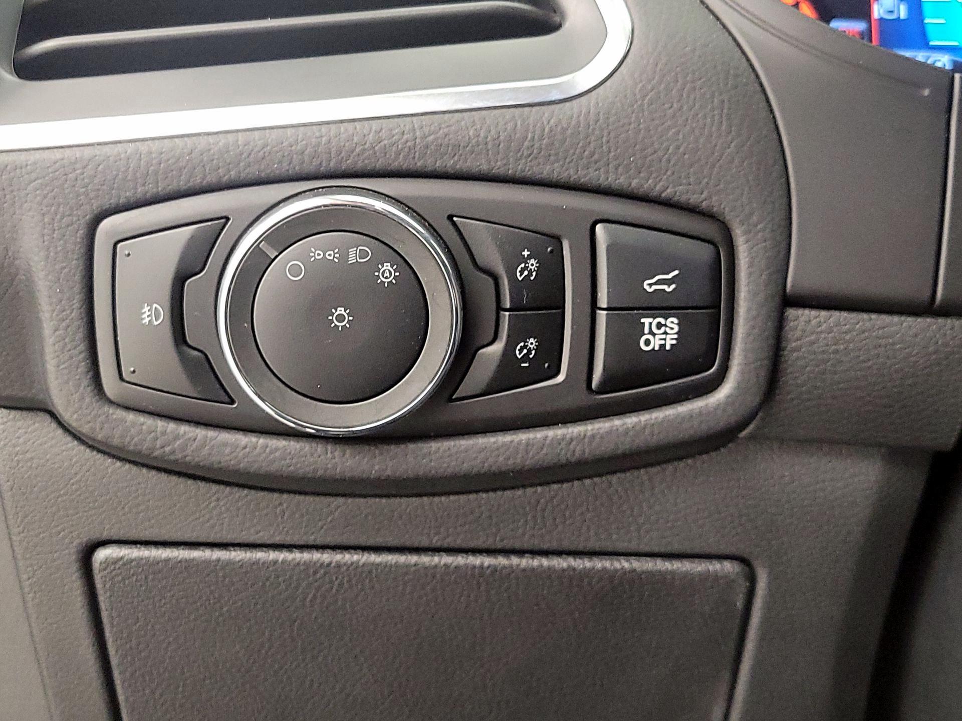 Thumbnail: 2024 Ford Edge - 13