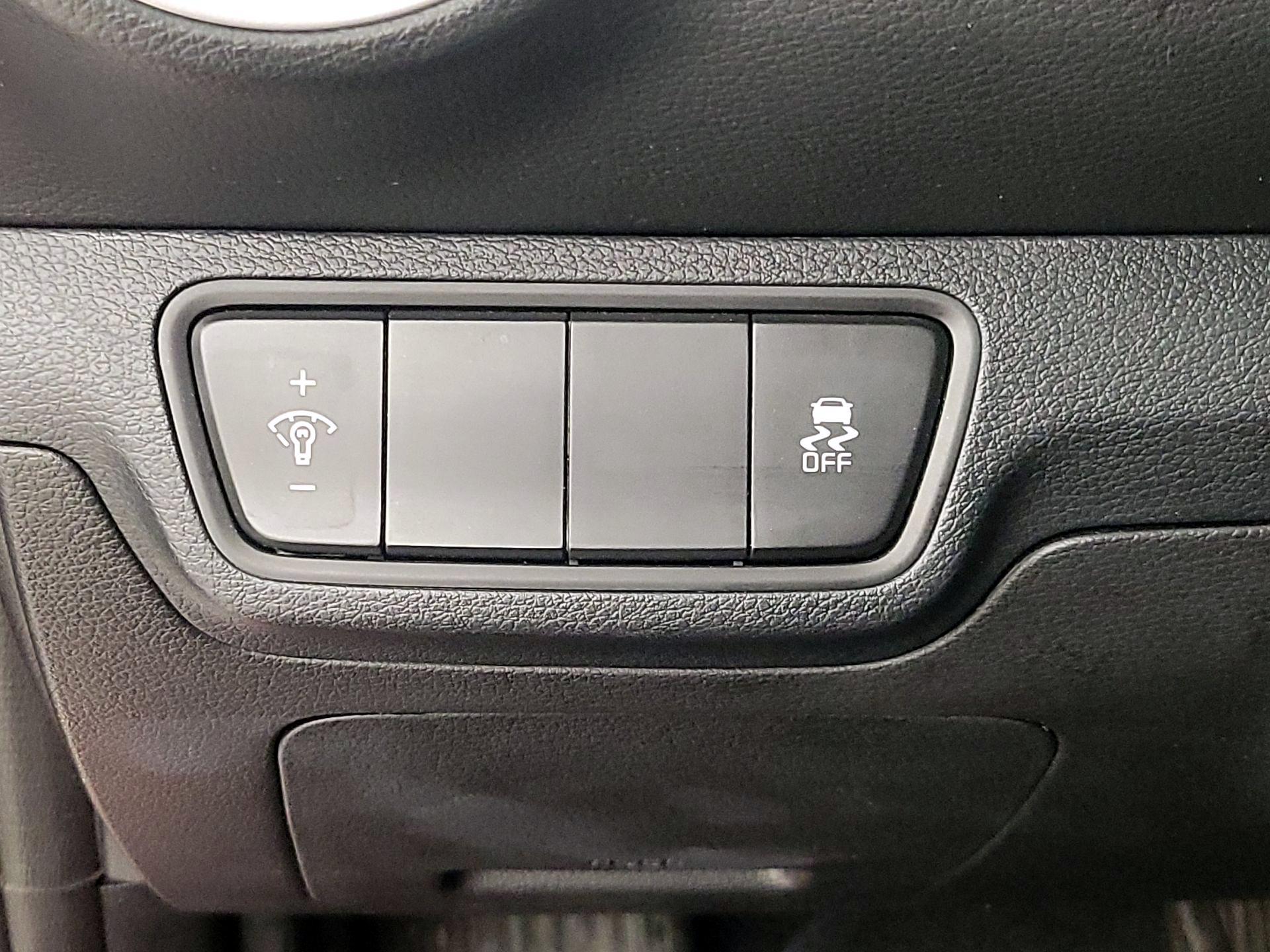 Thumbnail: 2024 Kia Forte - 13