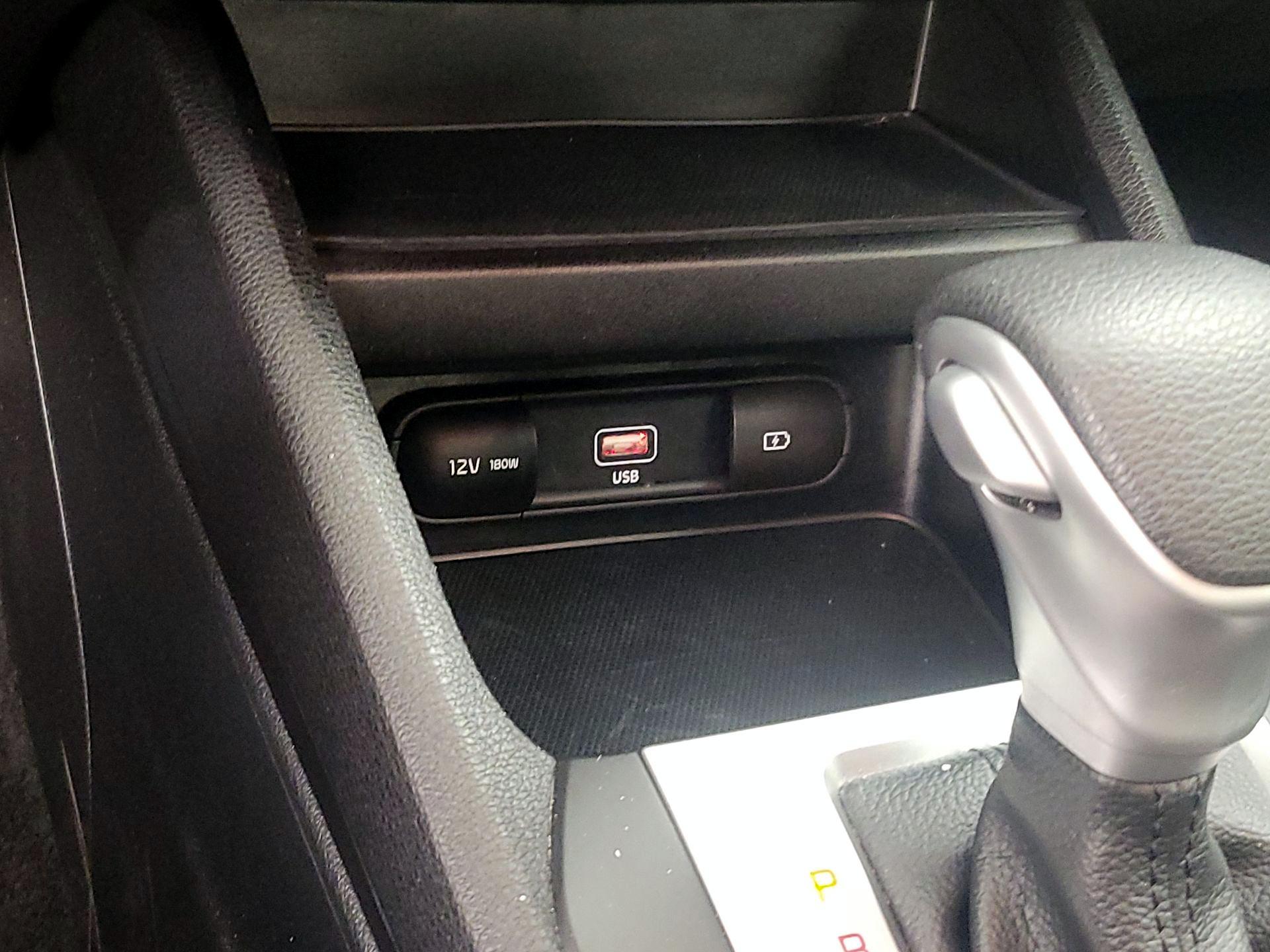 Thumbnail: 2024 Kia Forte - 18