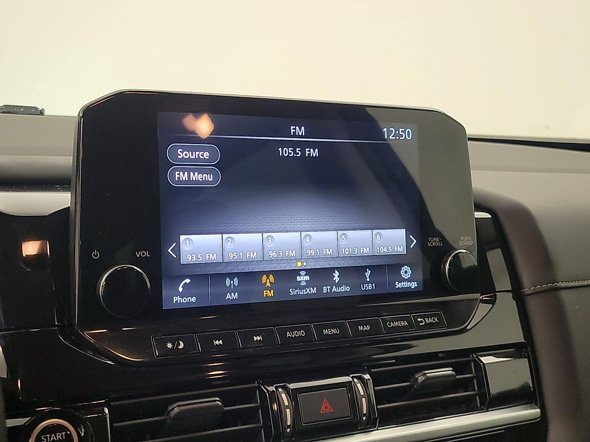 Thumbnail: 2023 Nissan Pathfinder - 16