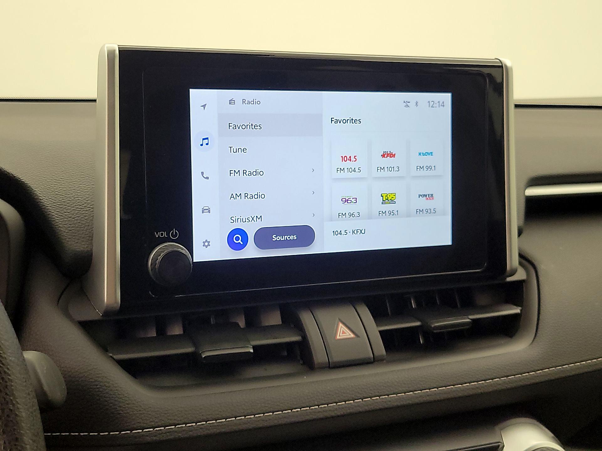 Thumbnail: 2025 Toyota RAV4 - 15