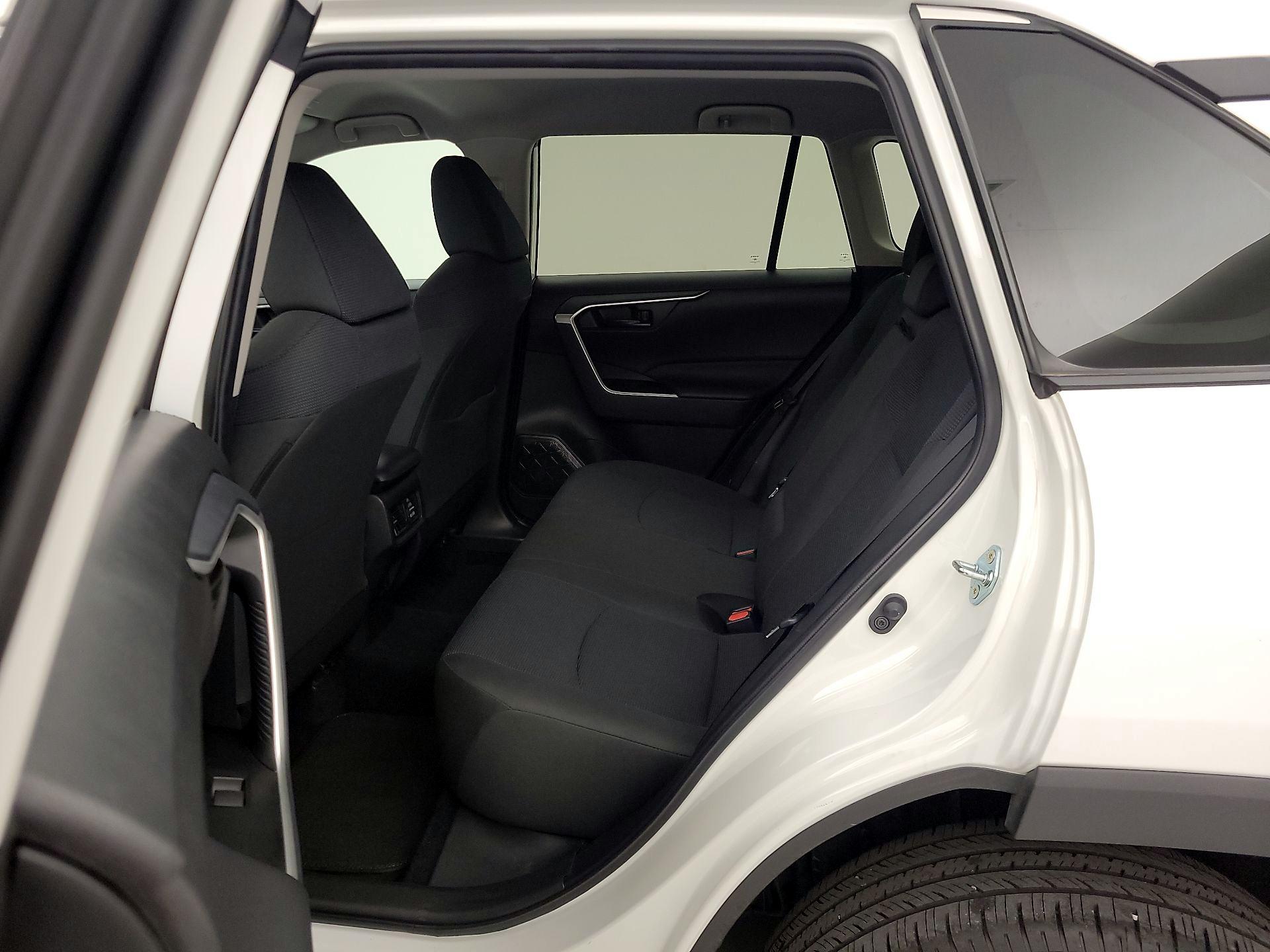 Thumbnail: 2025 Toyota RAV4 - 19