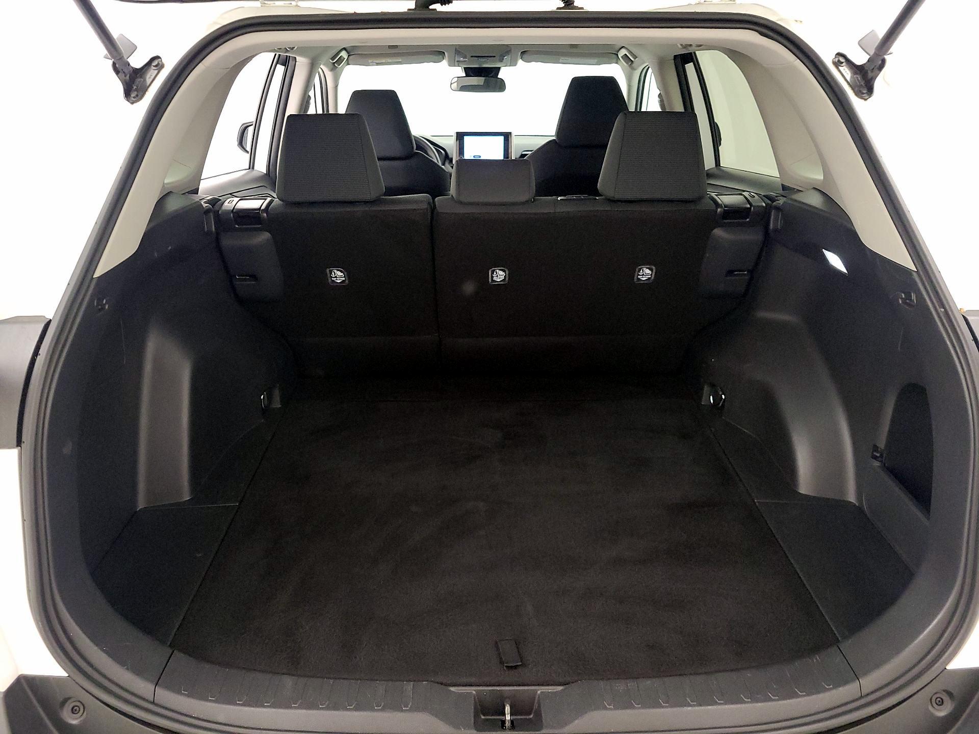 Thumbnail: 2025 Toyota RAV4 - 20