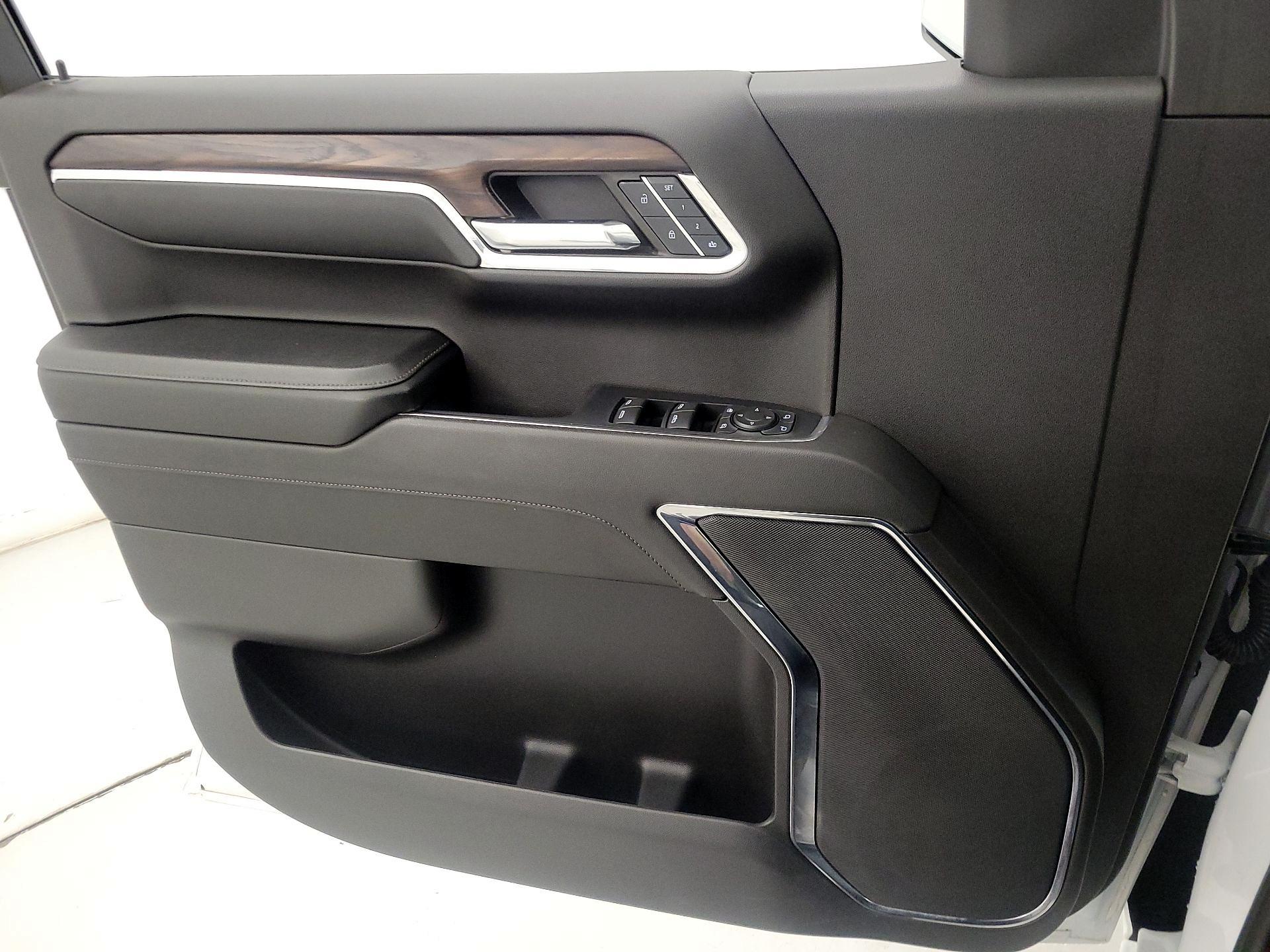 Thumbnail: 2024 GMC Sierra 1500 - 12