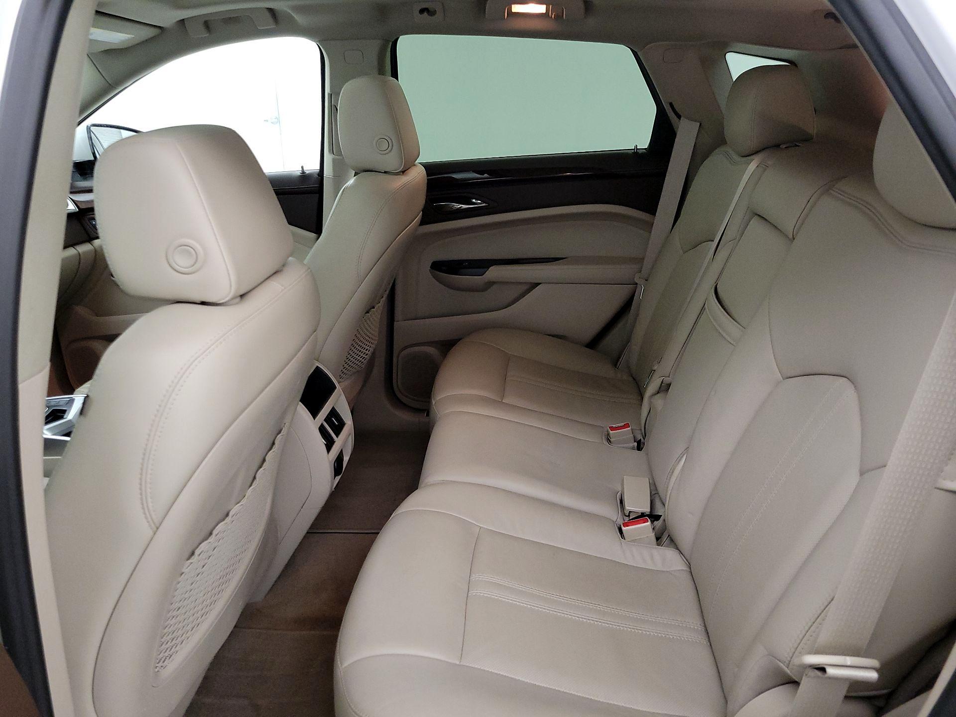 Thumbnail: 2015 Cadillac SRX - 20