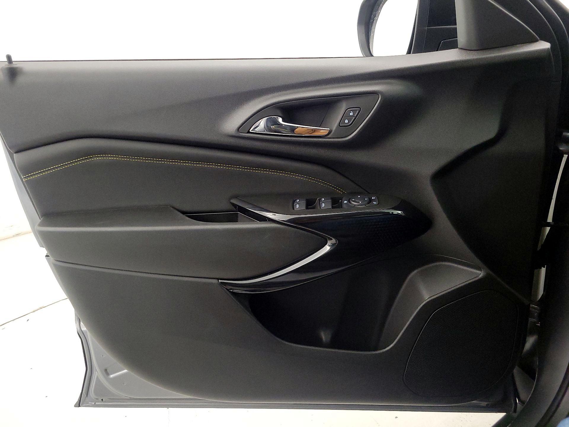 Thumbnail: 2025 Chevrolet Trax - 12