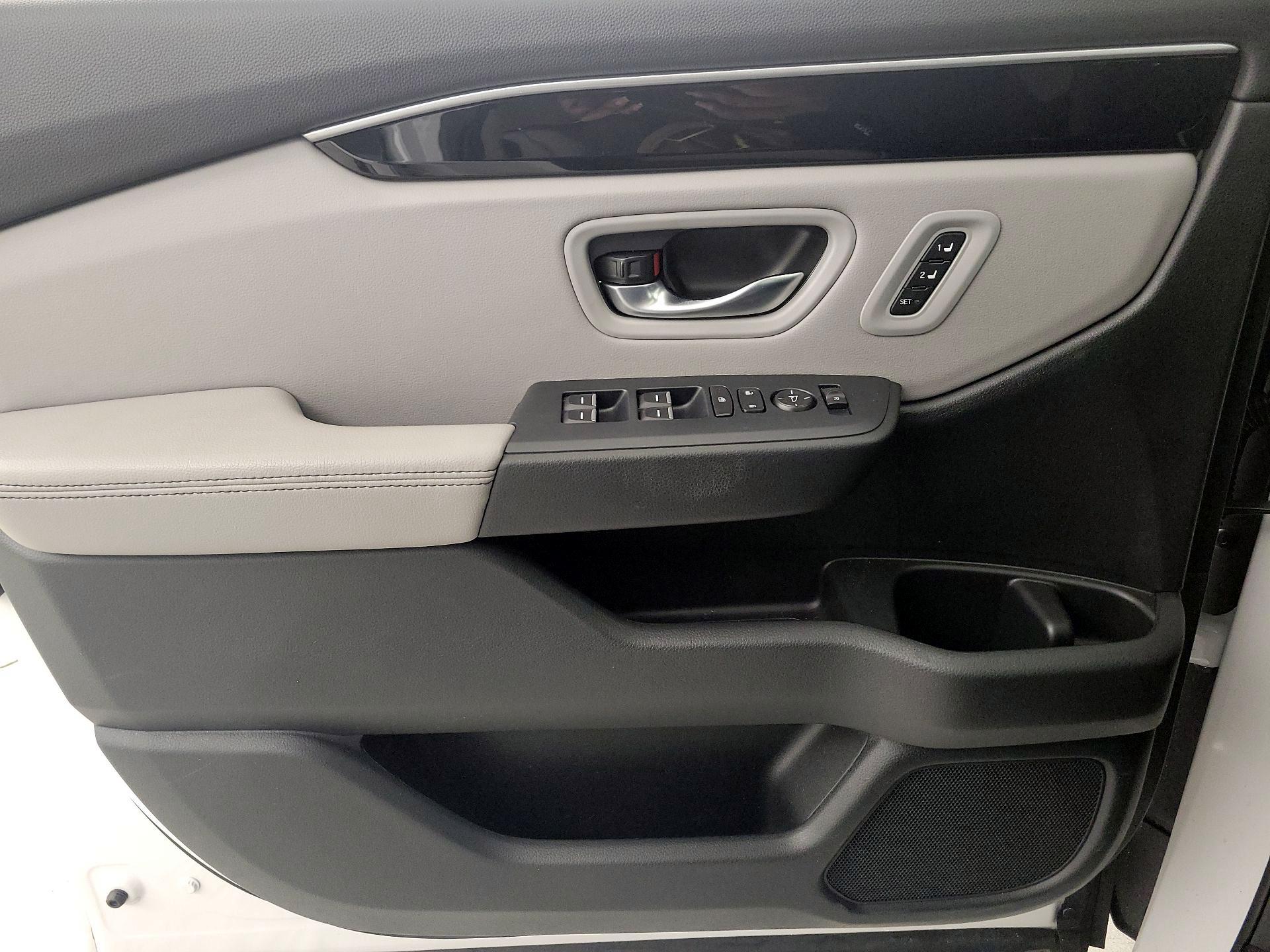 Thumbnail: 2025 Honda Pilot - 12