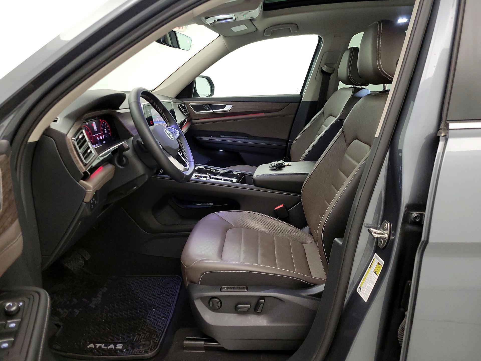 Thumbnail: 2025 Volkswagen Atlas - 11