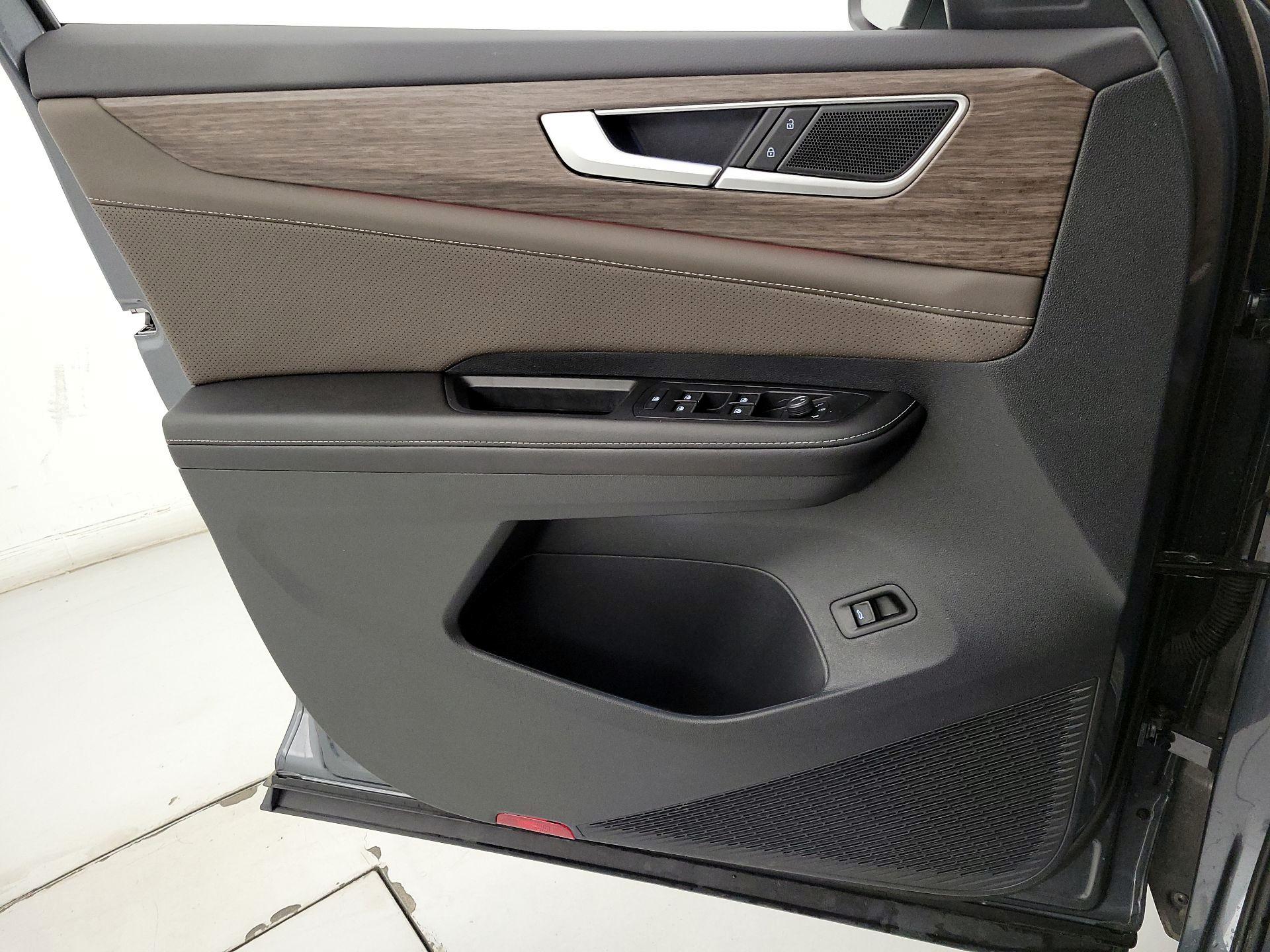 Thumbnail: 2025 Volkswagen Atlas - 12